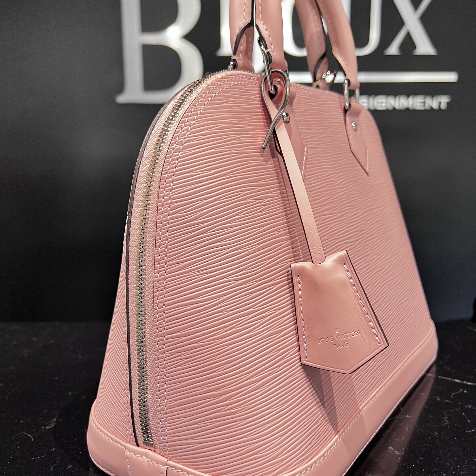 Louis Vuitton Louis Vuitton Alma PM Epi Leather Pink