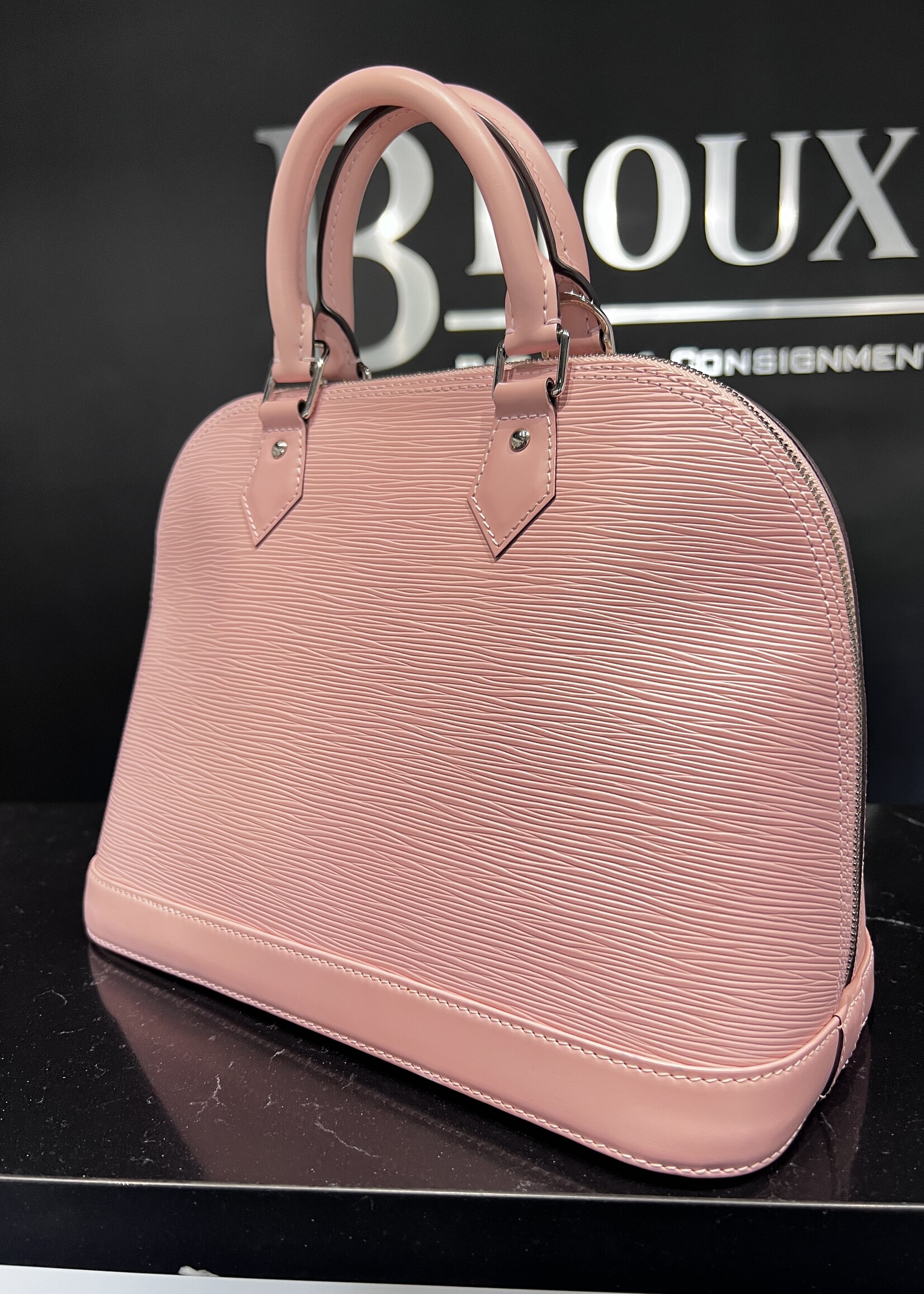 Louis Vuitton Louis Vuitton Alma PM Epi Leather Pink