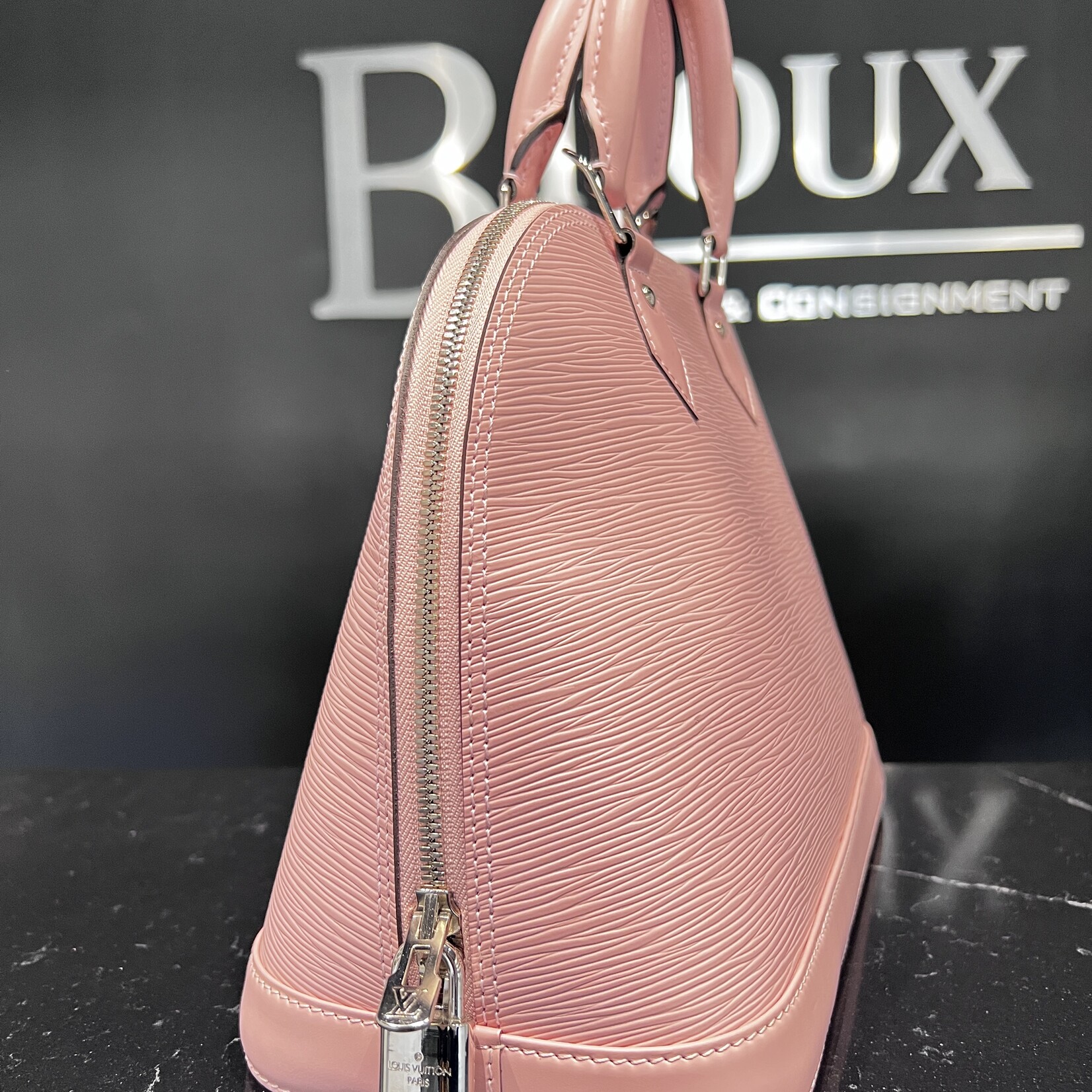 Louis Vuitton Louis Vuitton Alma PM Epi Leather Pink