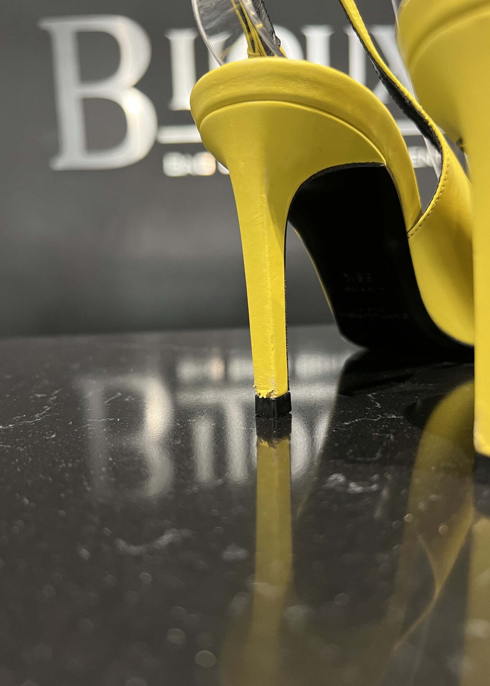 Saint Laurent Saint Laurent Yellow Slingback - 36.5