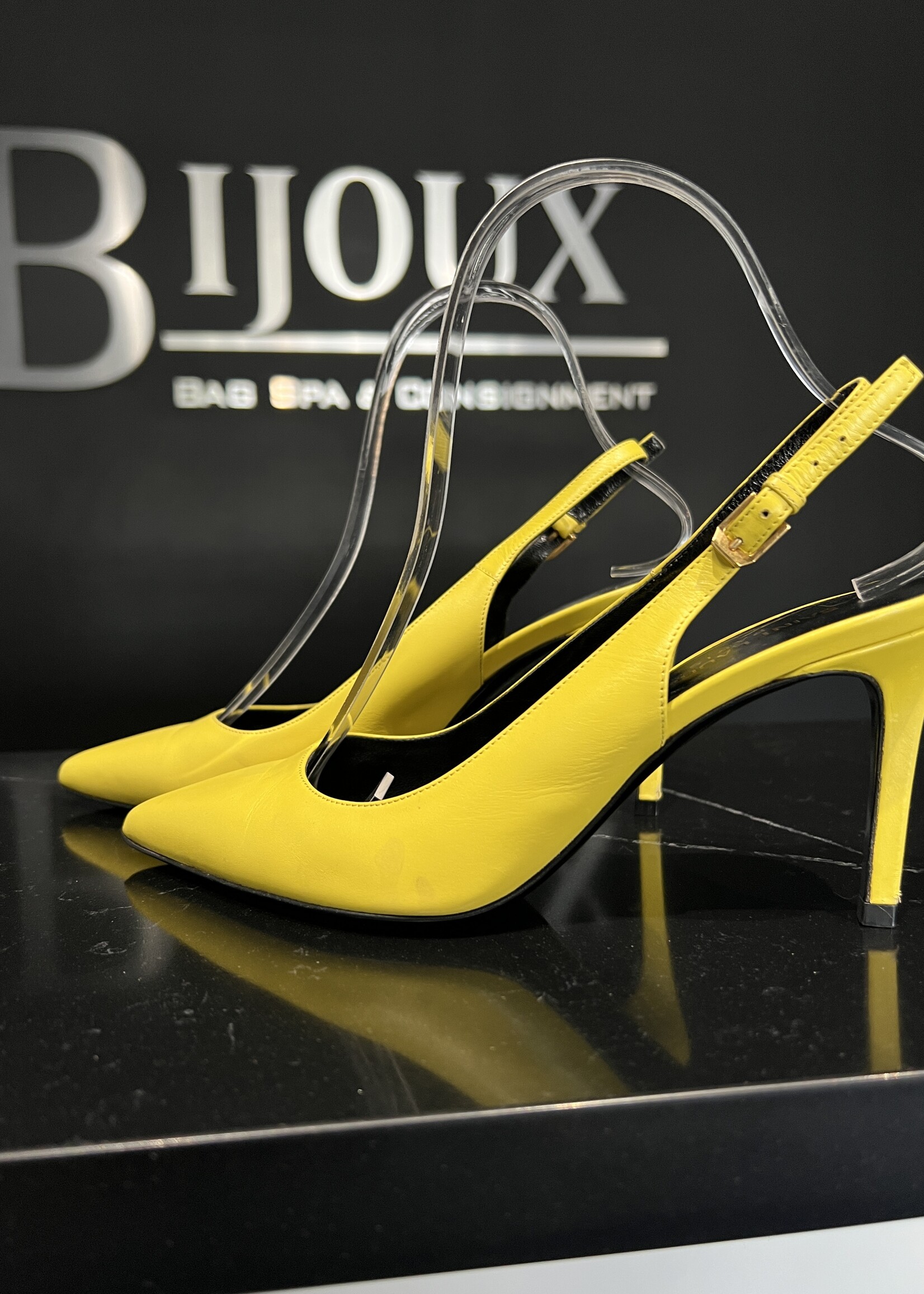 Saint Laurent Saint Laurent Yellow Slingback - 36.5