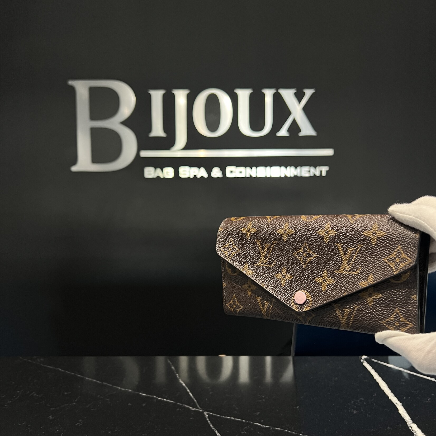 Louis Vuitton SOLD - Louis Vuitton Sarah Monogram Wallet