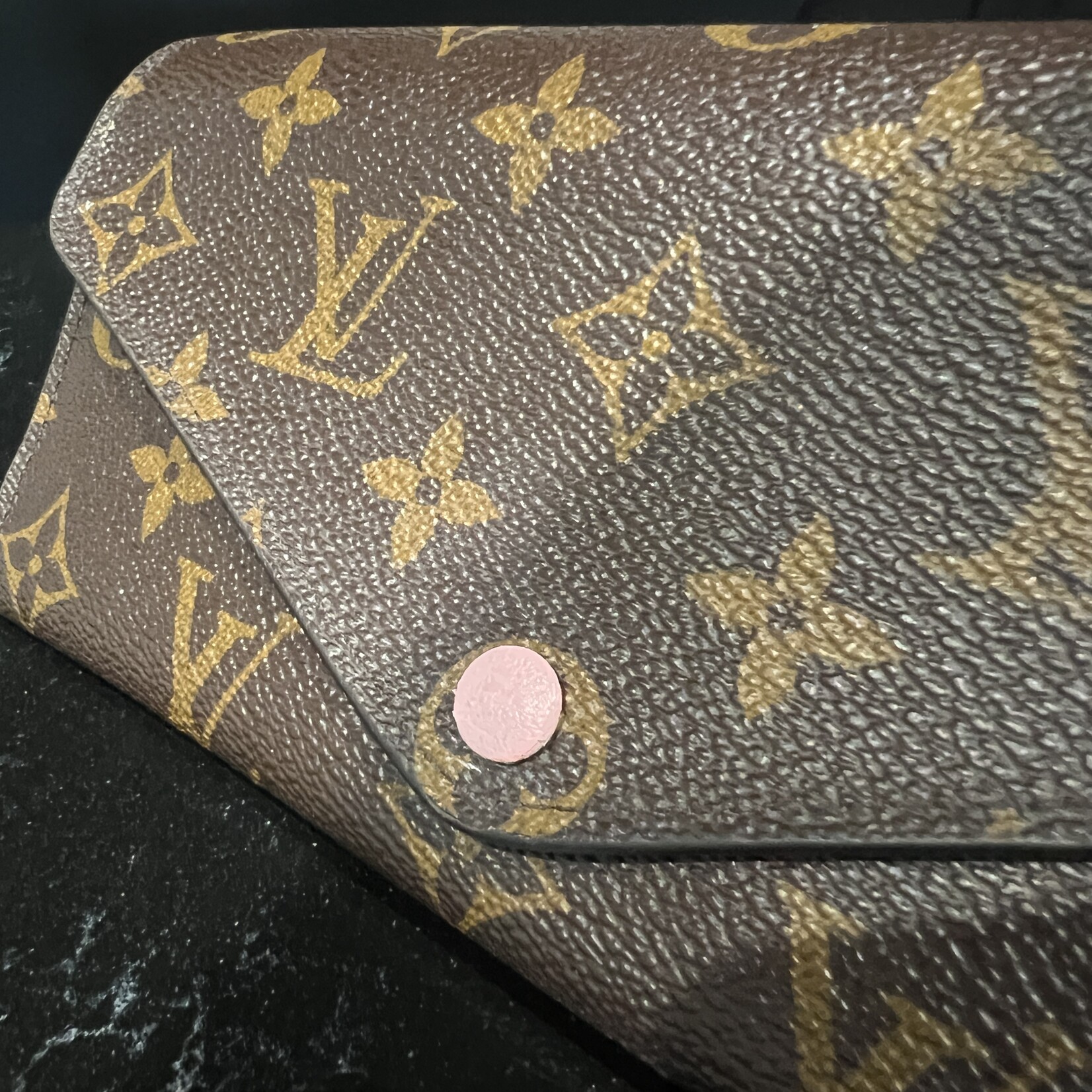 Louis Vuitton SOLD - Louis Vuitton Sarah Monogram Wallet