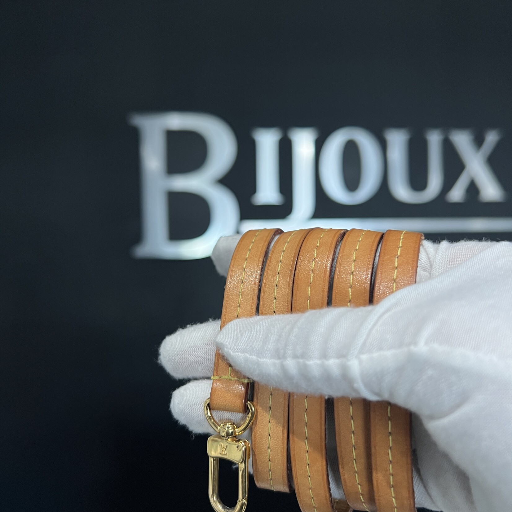 Louis Vuitton SOLD- Louis Vuitton Monogram Favourite MM