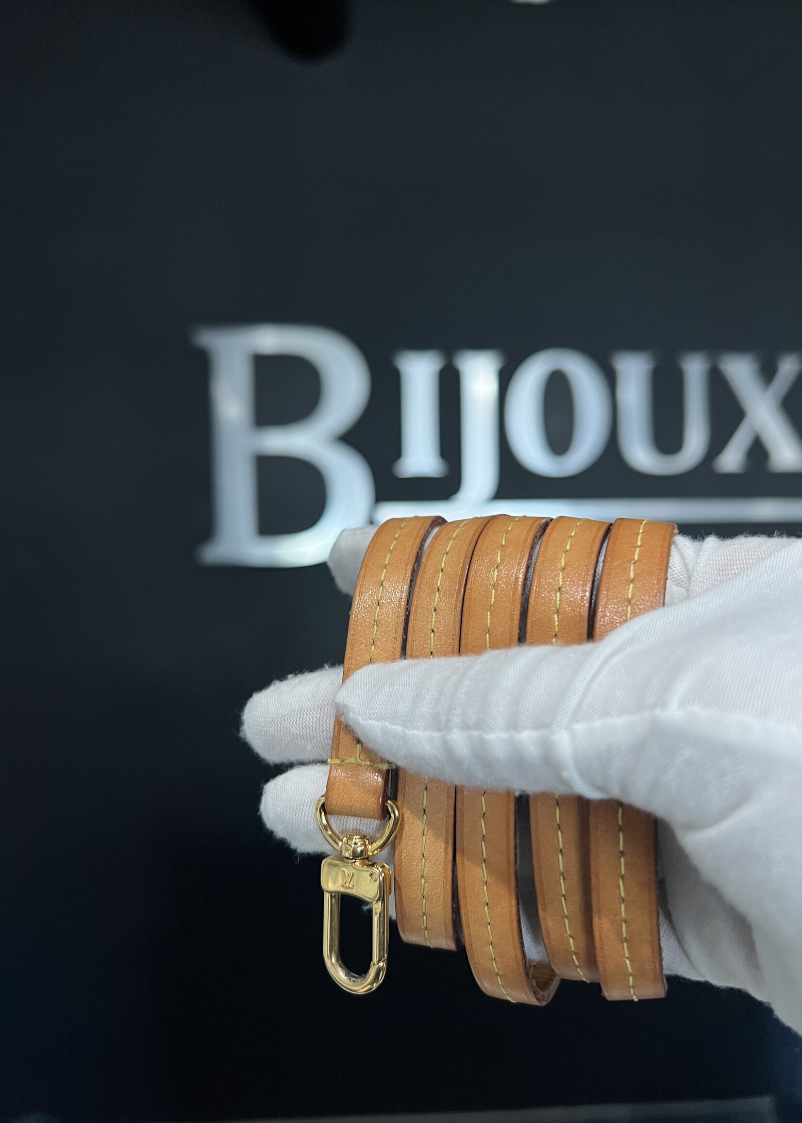 Louis Vuitton SOLD- Louis Vuitton Monogram Favourite MM