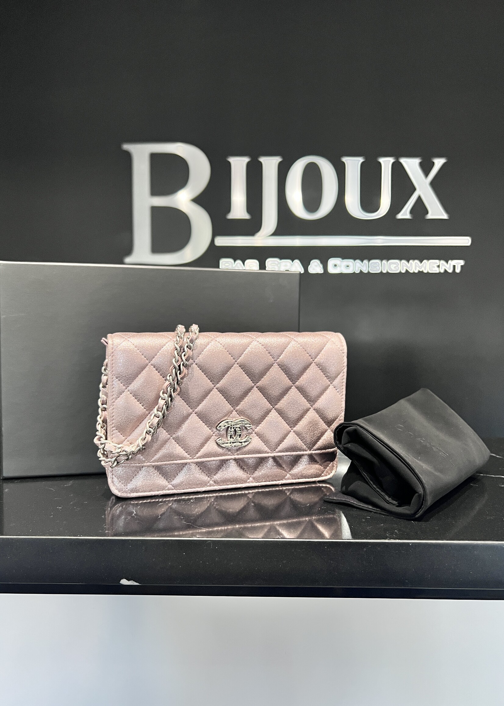 Chanel SOLD - Chanel Paris-Salzburg Iridescent Wallet On Chain