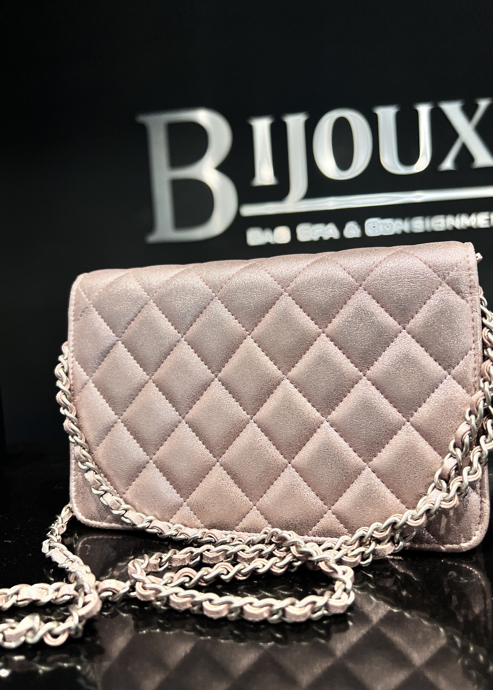 Chanel SOLD - Chanel Paris-Salzburg Iridescent Wallet On Chain