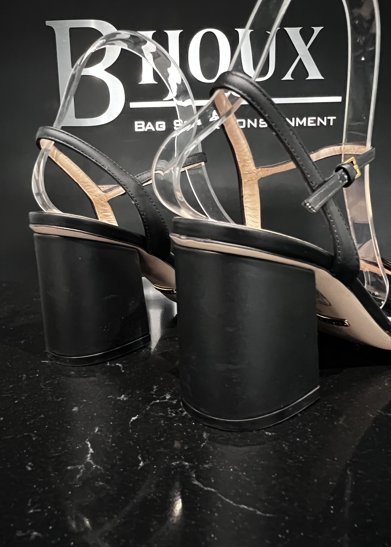 Gucci Gucci Marmont Sandals- 36