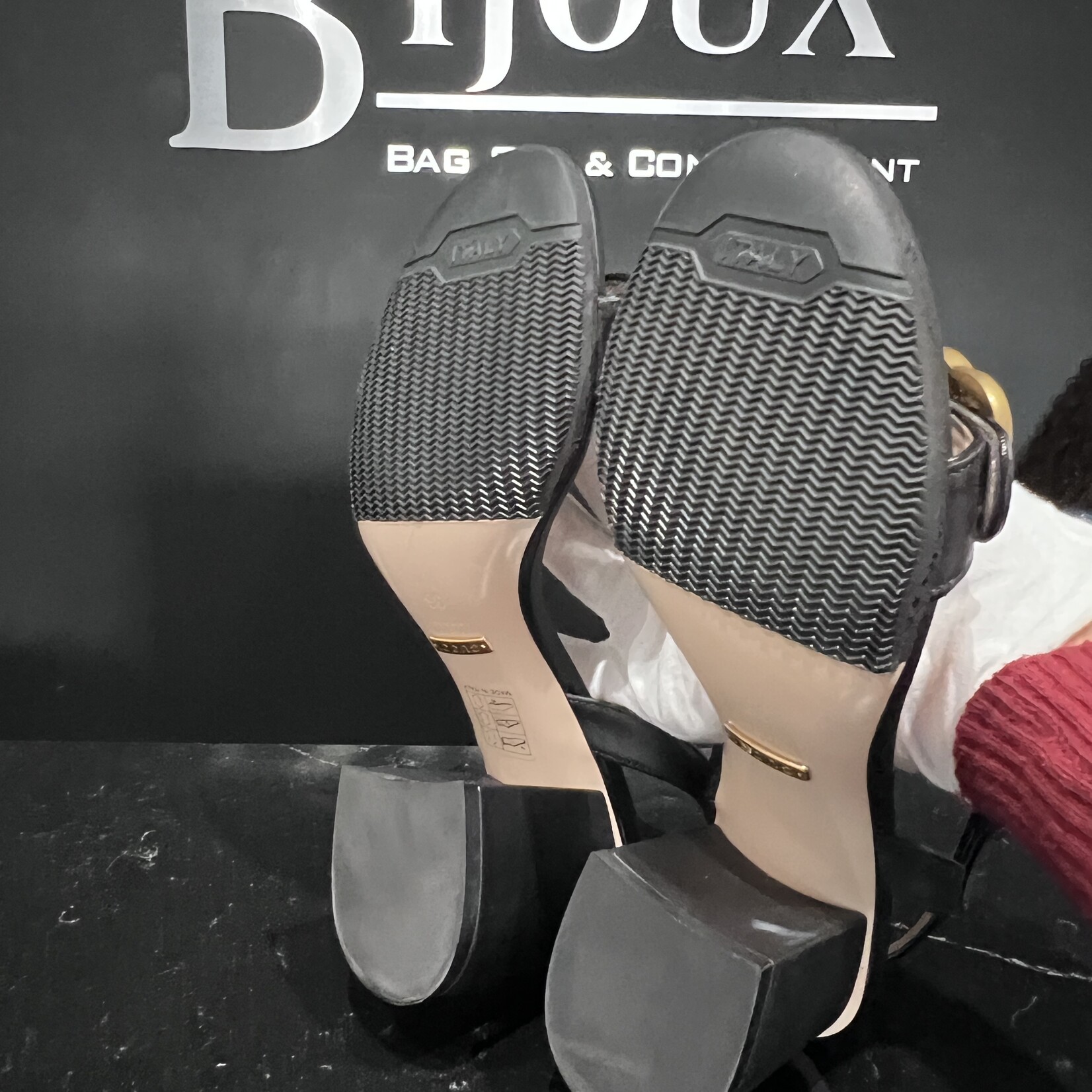 Gucci Gucci Marmont Sandals- 36