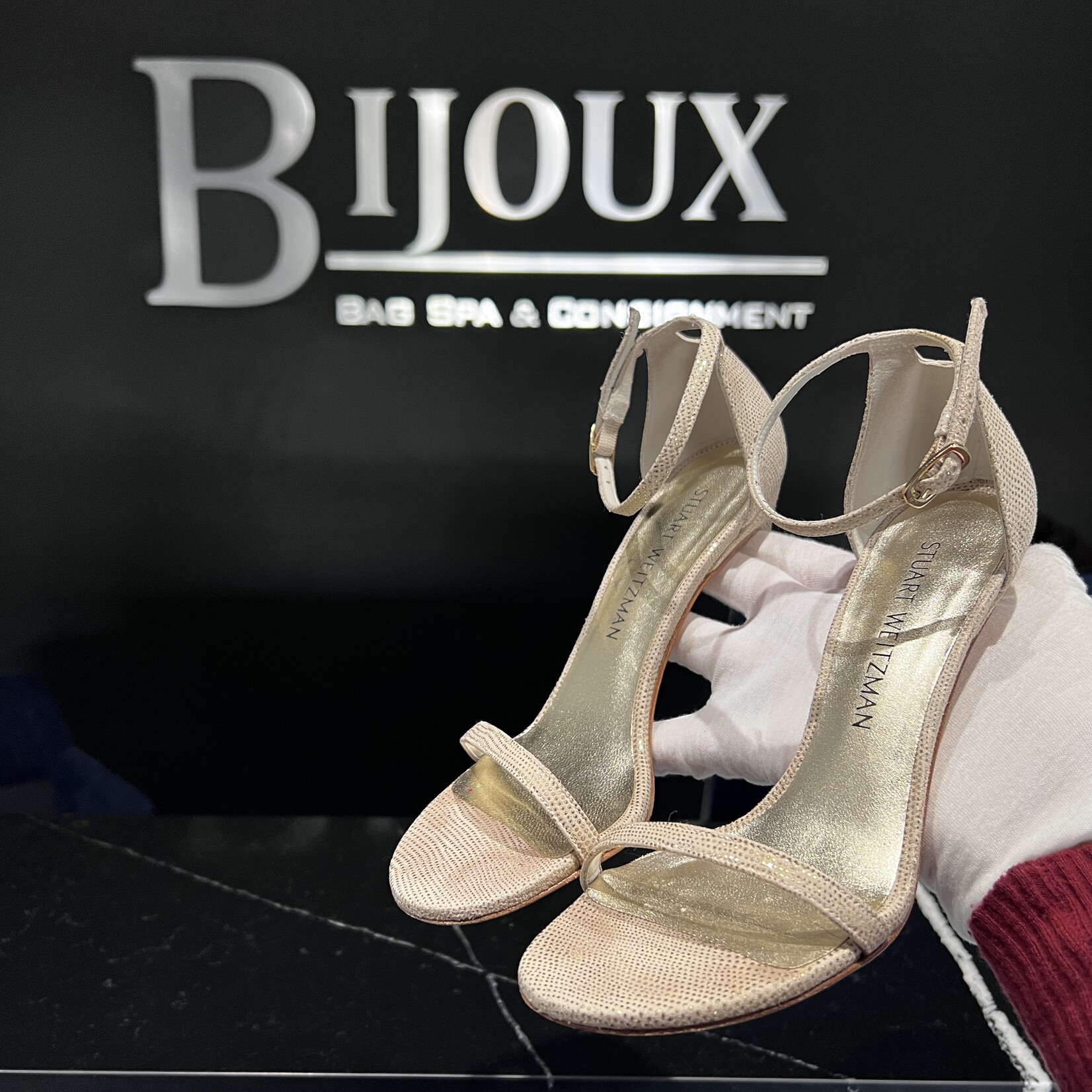 Stuart Weitzman Stuart Weitzman Nude Nudist Bump  Heels