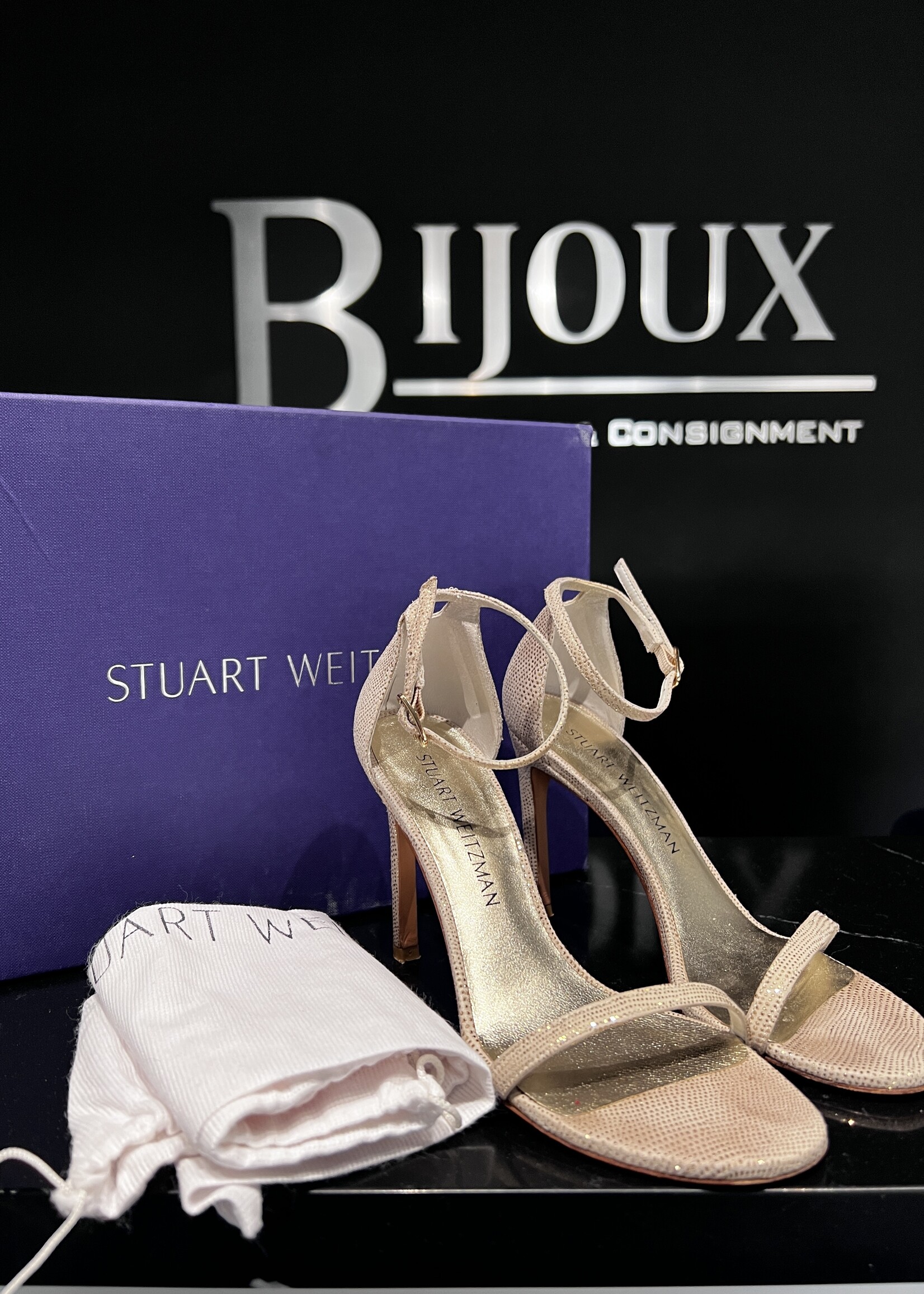 Stuart Weitzman Stuart Weitzman Nude Nudist Bump  Heels