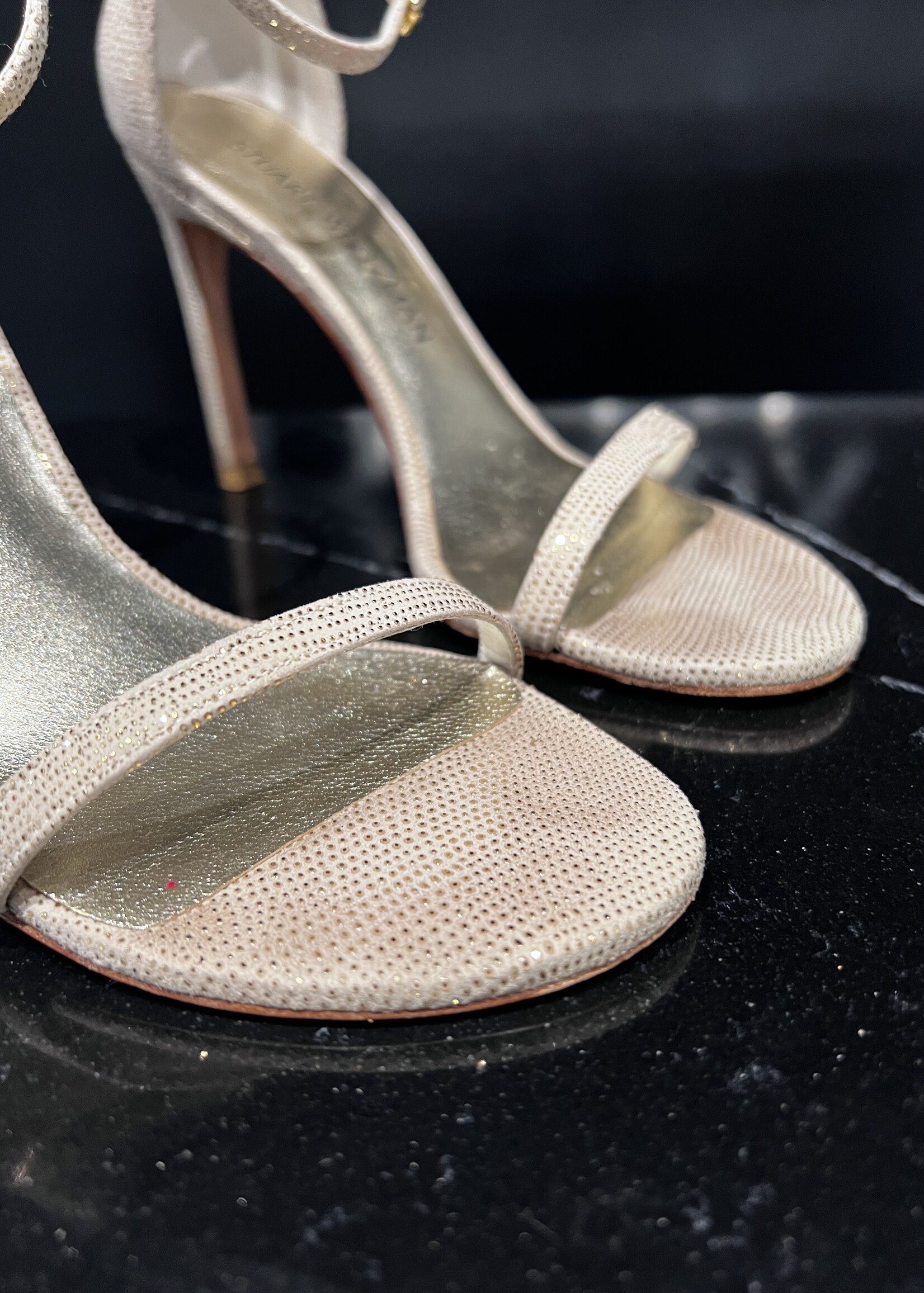 Stuart Weitzman Stuart Weitzman Nude Nudist Bump  Heels