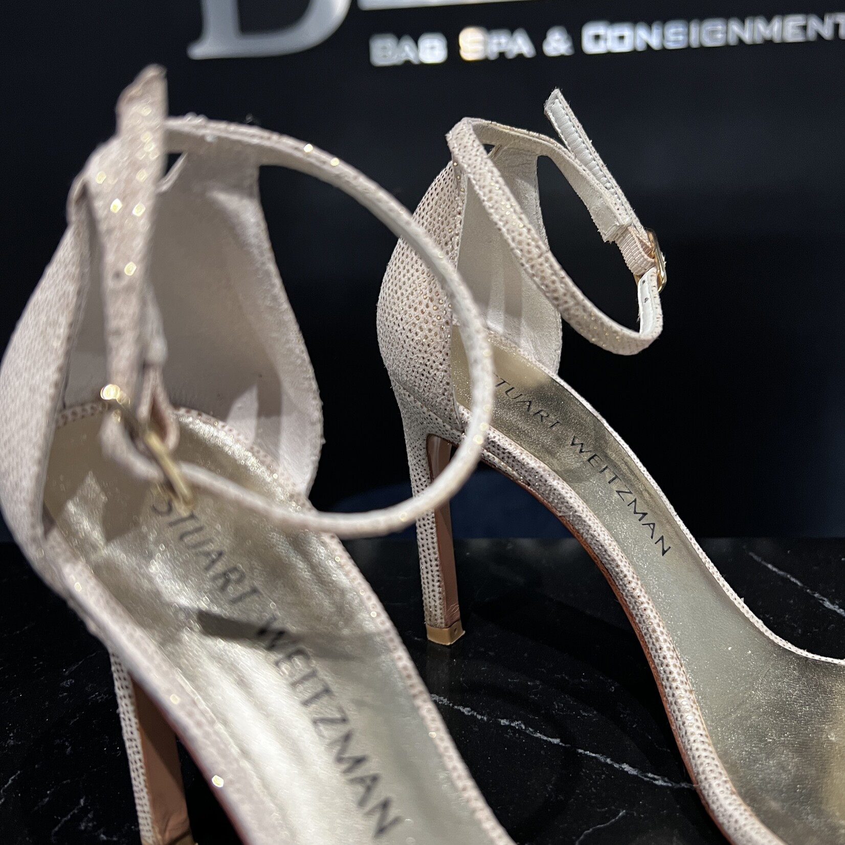 Stuart Weitzman Stuart Weitzman Nude Nudist Bump  Heels
