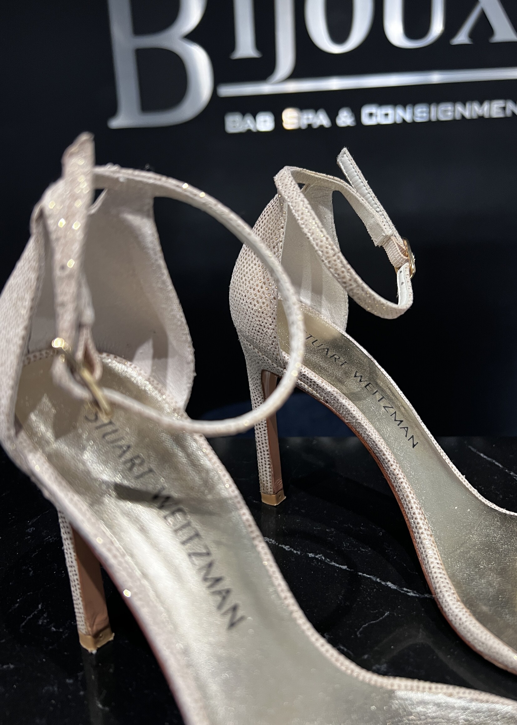 Stuart Weitzman Stuart Weitzman Nude Nudist Bump  Heels