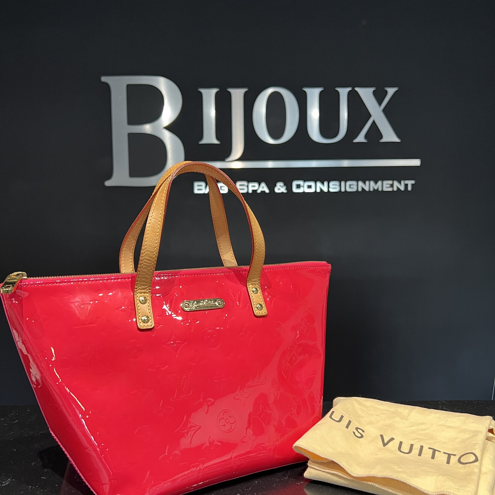 Louis Vuitton Louis Vuitton Bellevue PM Pomme D'Amour