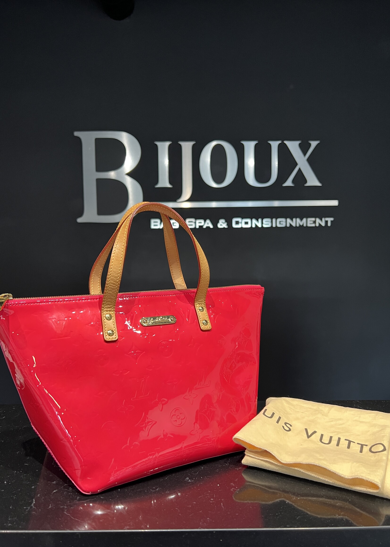 Louis Vuitton Louis Vuitton Bellevue PM Pomme D'Amour