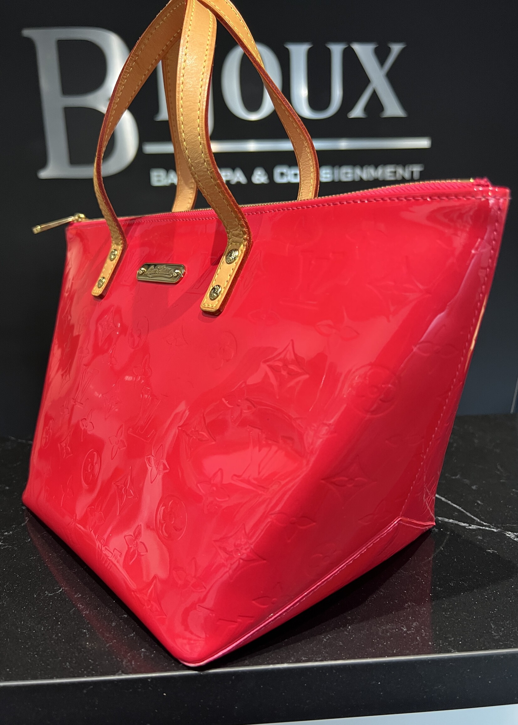Louis Vuitton SOLD- Louis Vuitton Bellevue PM Pomme D'Amour