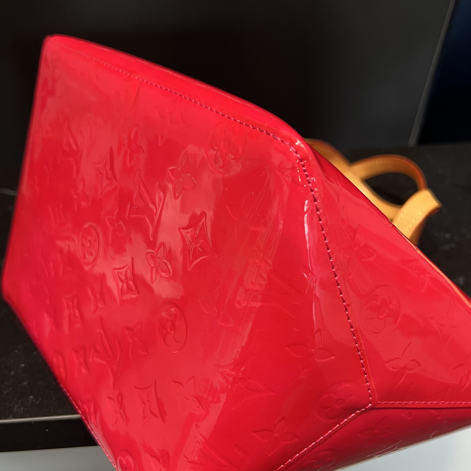 Louis Vuitton Louis Vuitton Bellevue PM Pomme D'Amour
