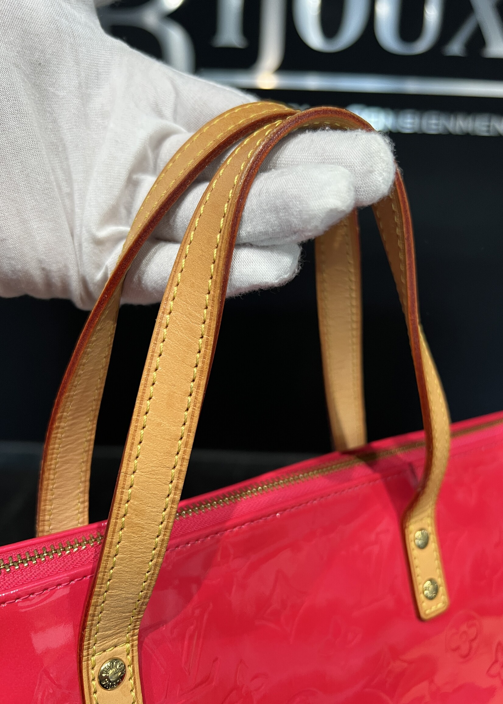 Louis Vuitton SOLD- Louis Vuitton Bellevue PM Pomme D'Amour