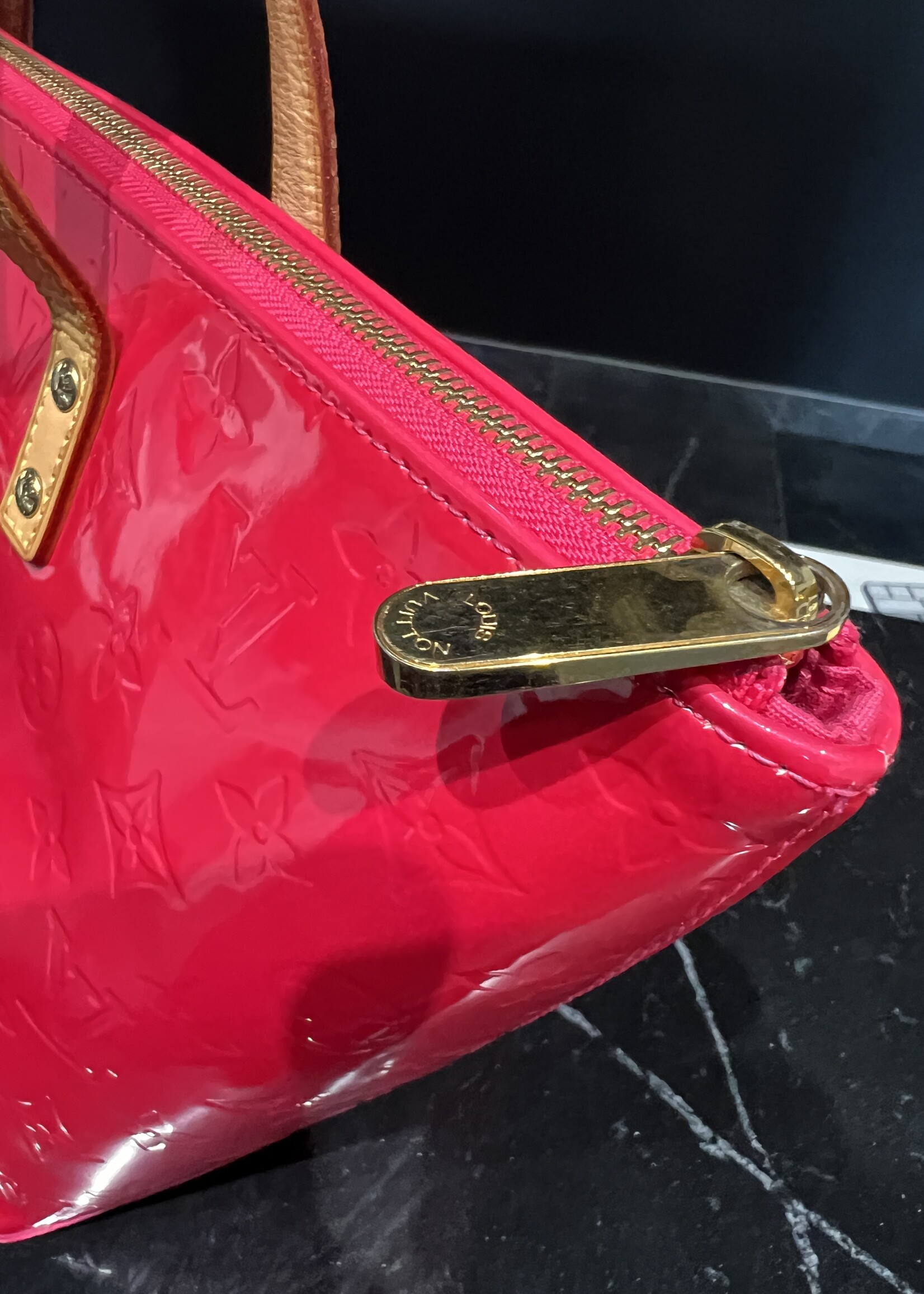 Louis Vuitton Louis Vuitton Bellevue PM Pomme D'Amour