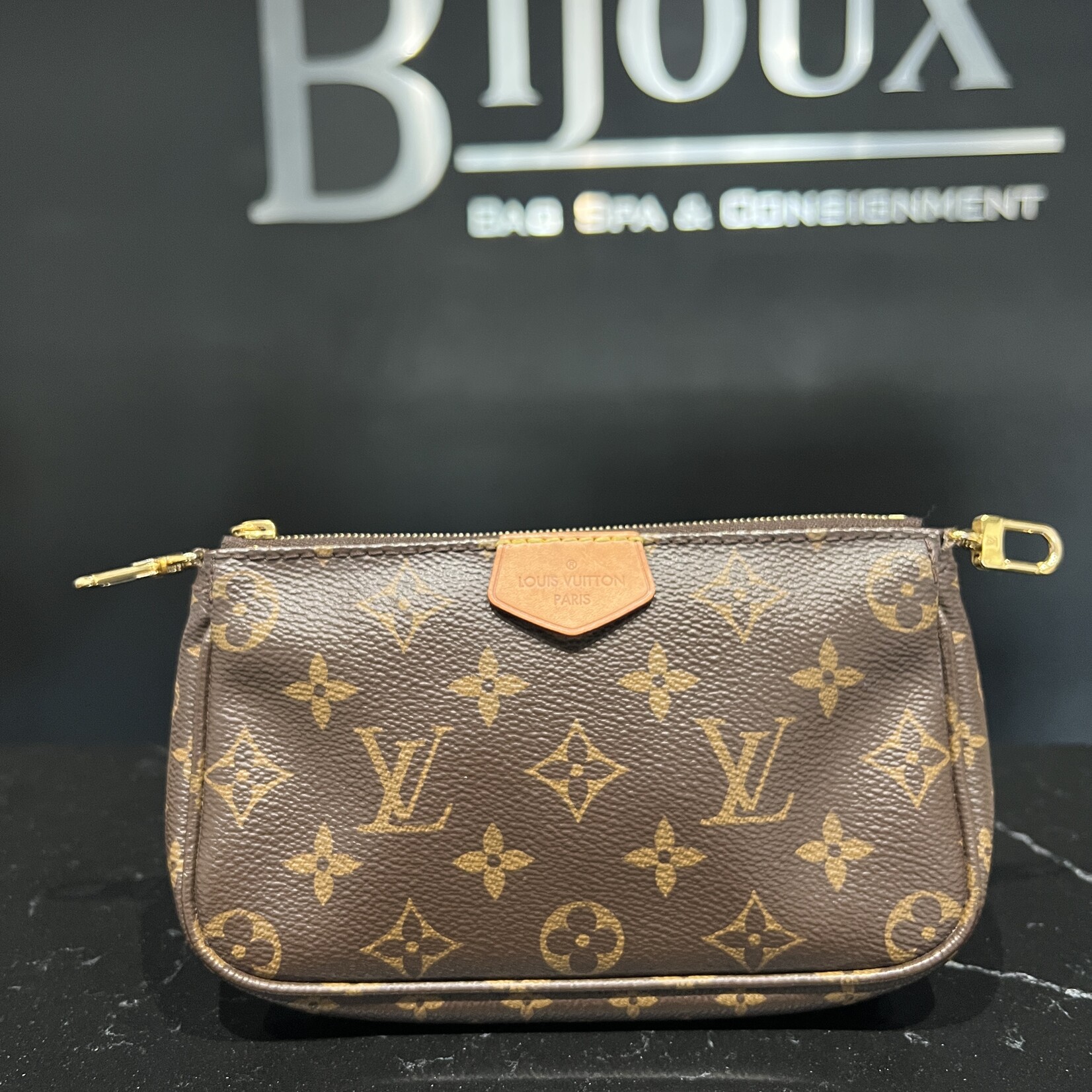 Louis Vuitton Louis Vuitton Multi Pochette Green