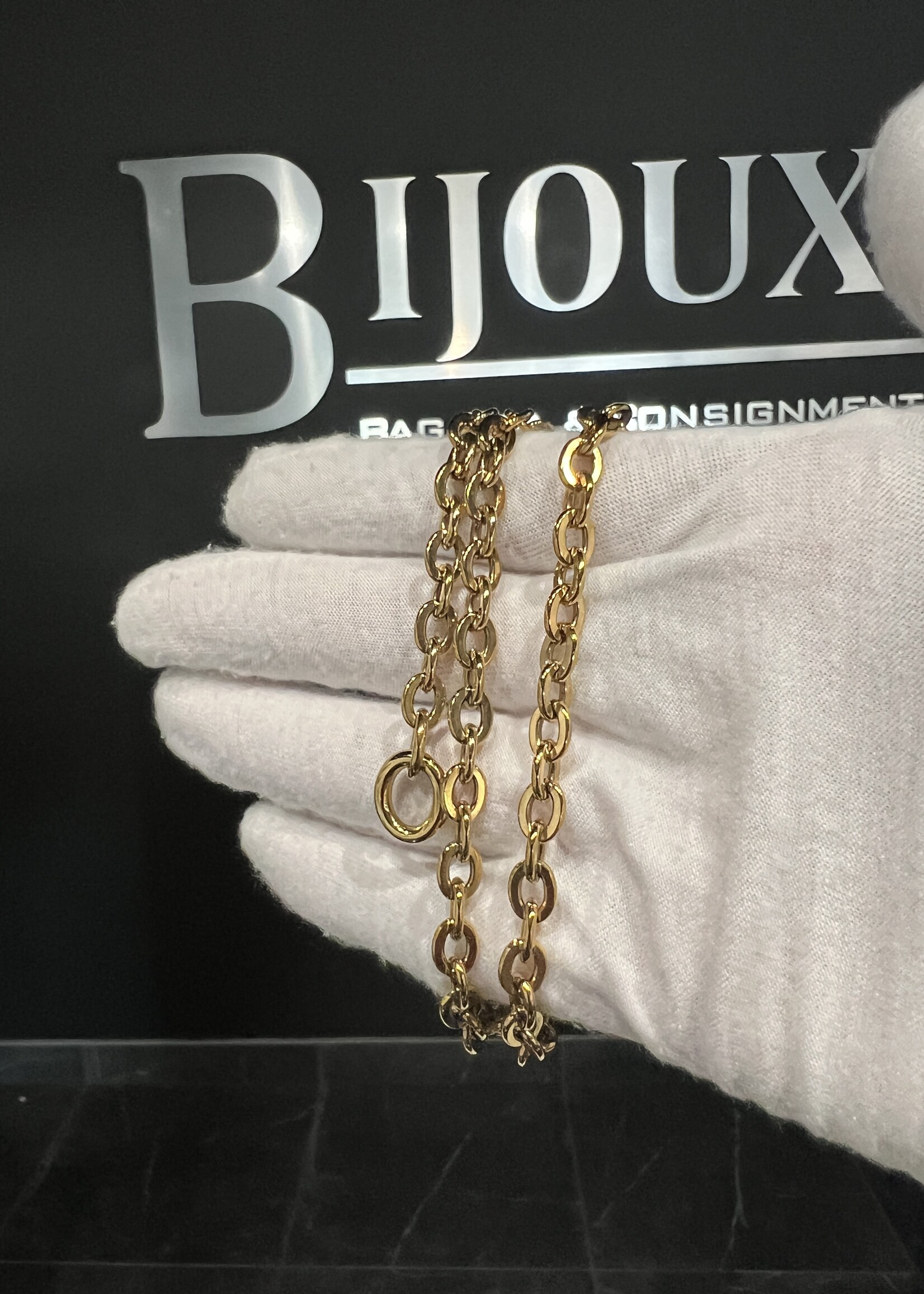 Louis Vuitton SOLD- Louis Vuitton Multi Pochette Green