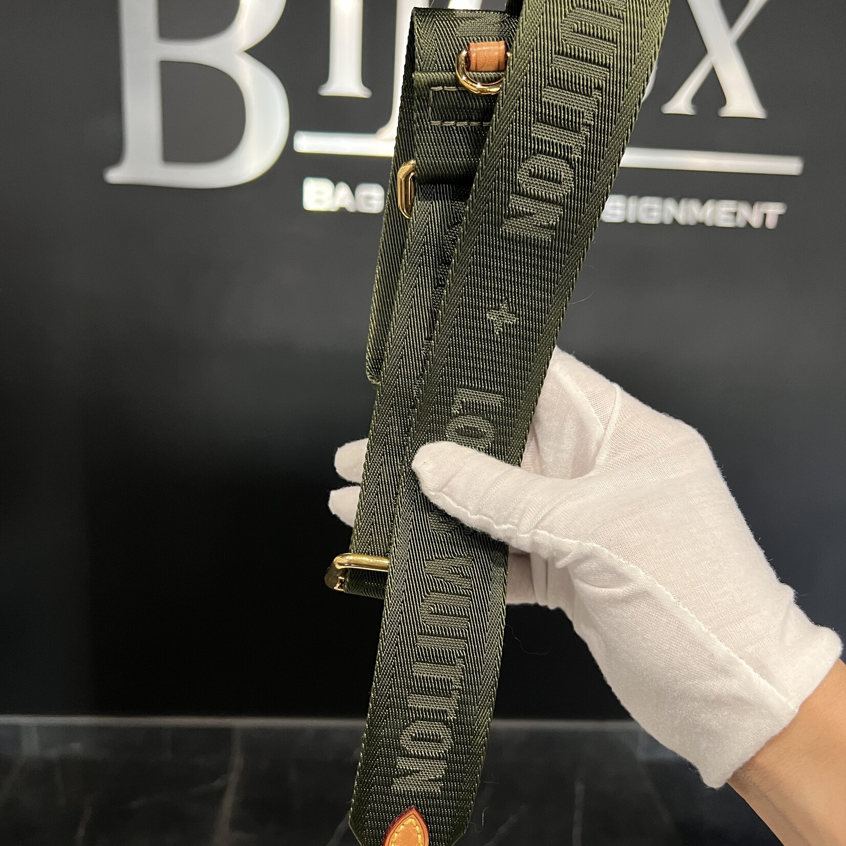 Louis Vuitton Louis Vuitton Multi Pochette Green