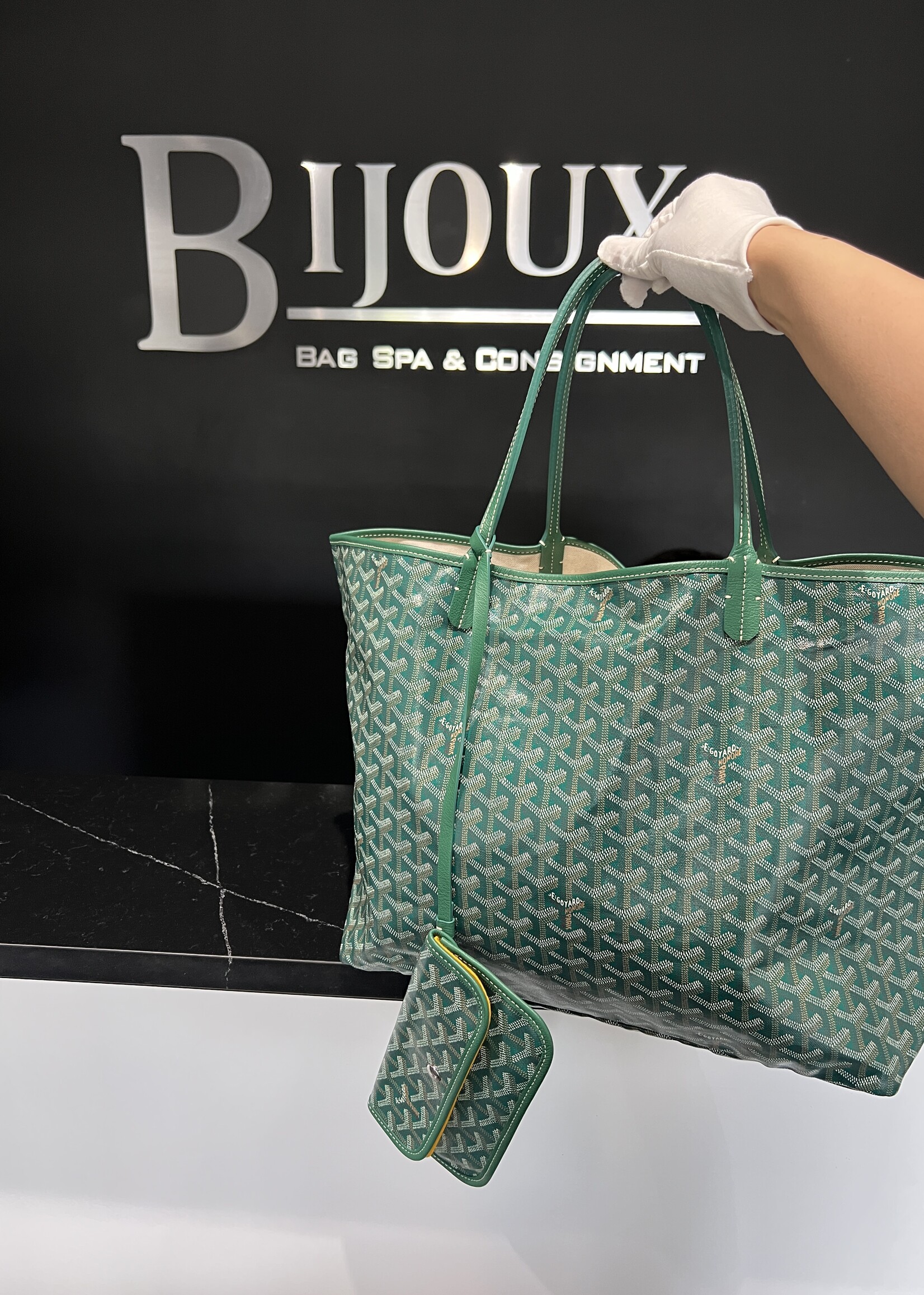 Goyard Goyard St Louis Green GM