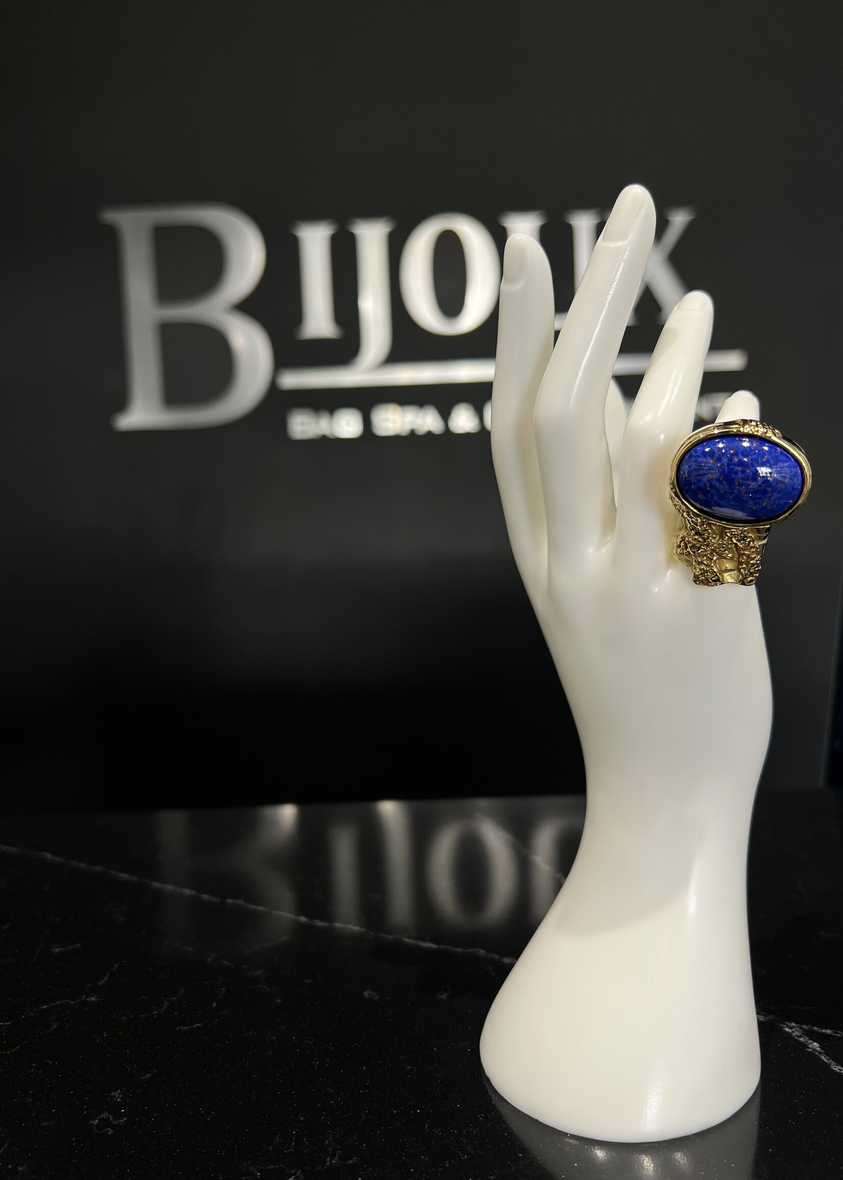 Saint Laurent Saint Laurent Glass Cabochon Arty Ovale Ring