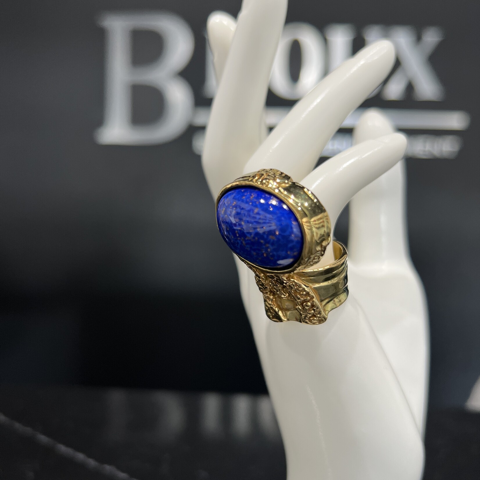 Saint Laurent Saint Laurent Glass Cabochon Arty Ovale Ring