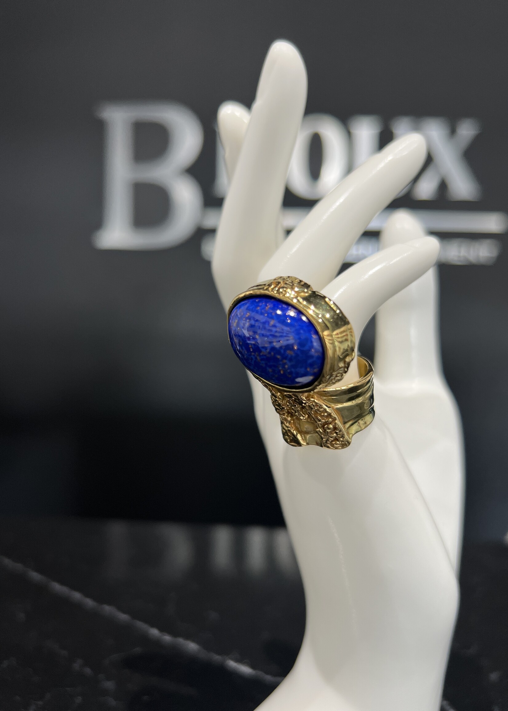 Saint Laurent Saint Laurent Glass Cabochon Arty Ovale Ring