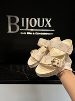 Louis Vuitton SOLD-Louis Vuitton Bom Dia Flat 37