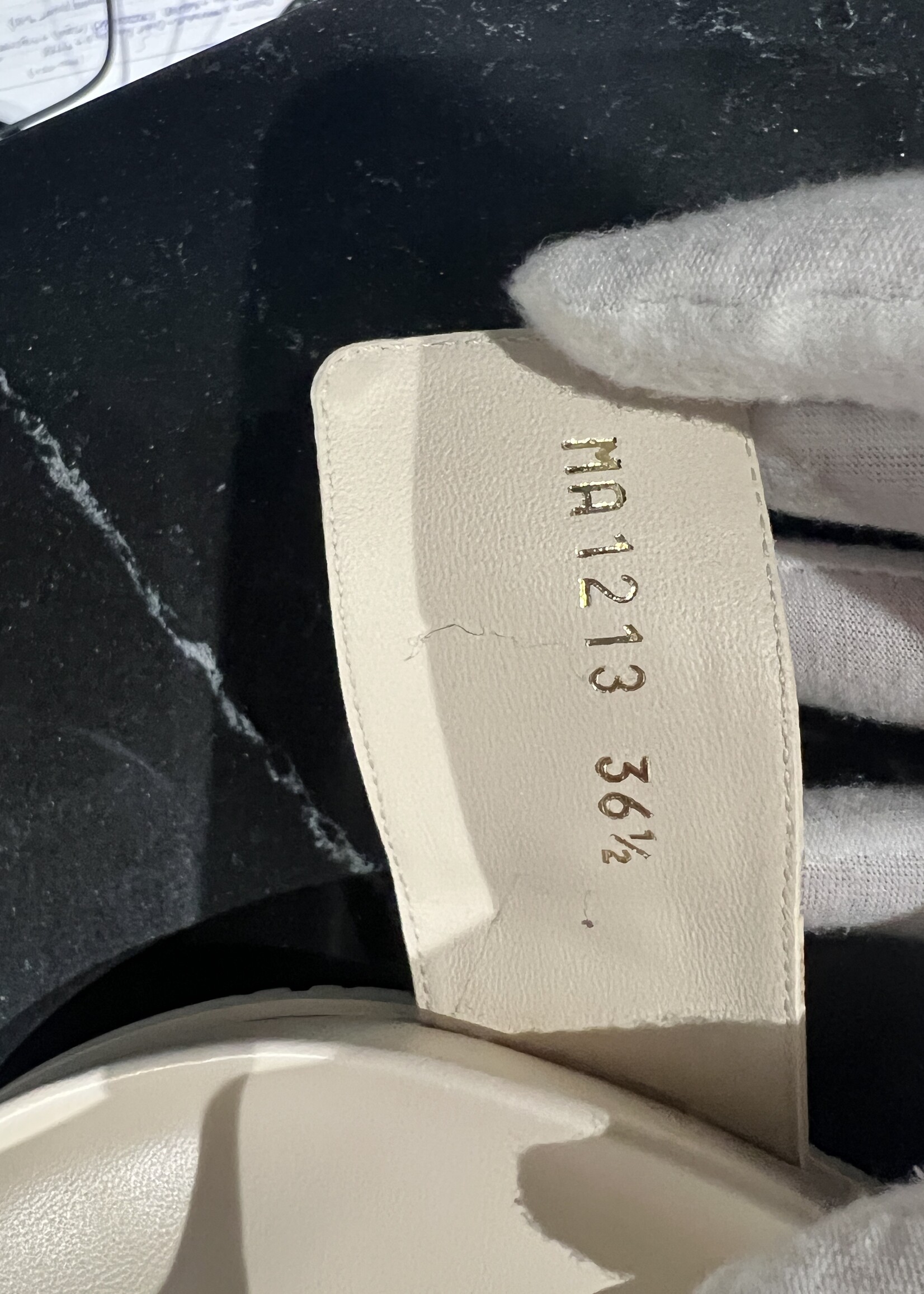 Louis Vuitton SOLD -Louis Vuitton Bom Dia Flat 37