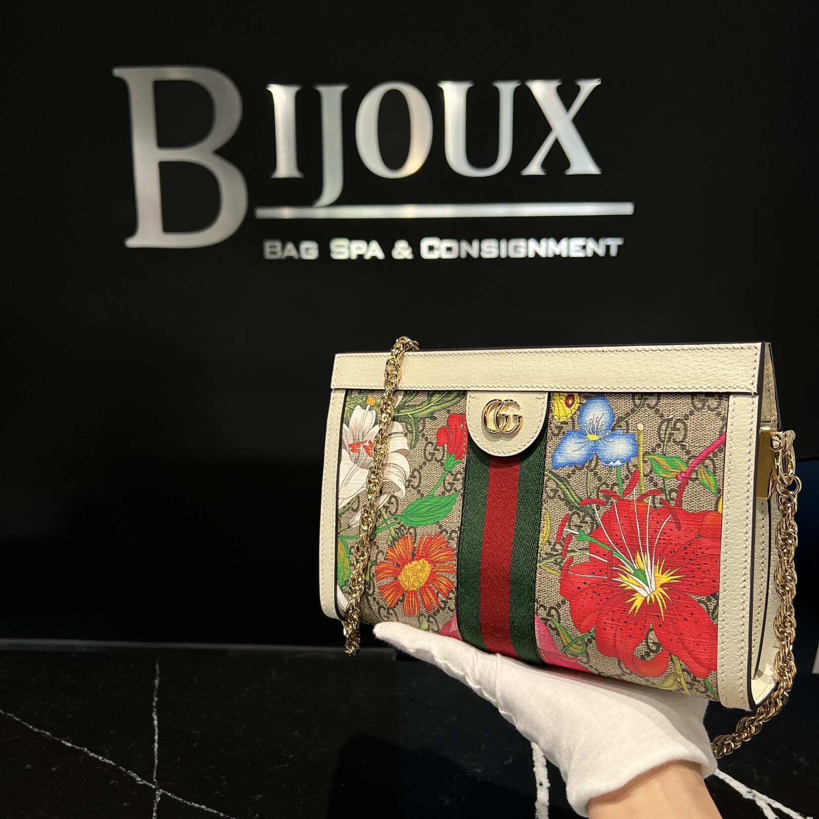 Gucci SOLD - Gucci Flora Supreme Small Chain Bag