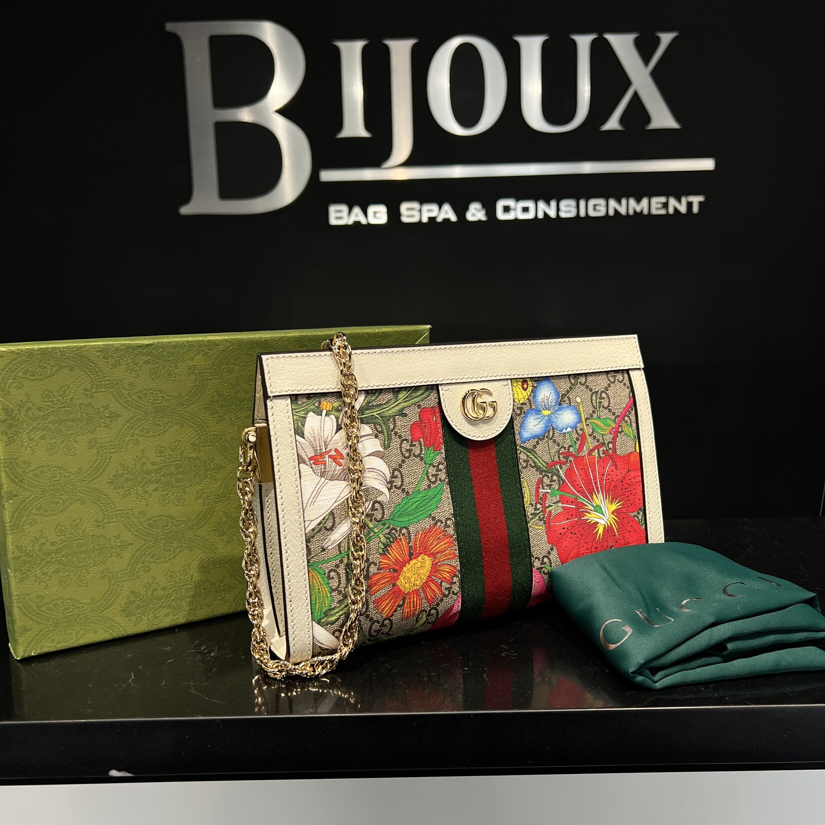 Gucci SOLD - Gucci Flora Supreme Small Chain Bag