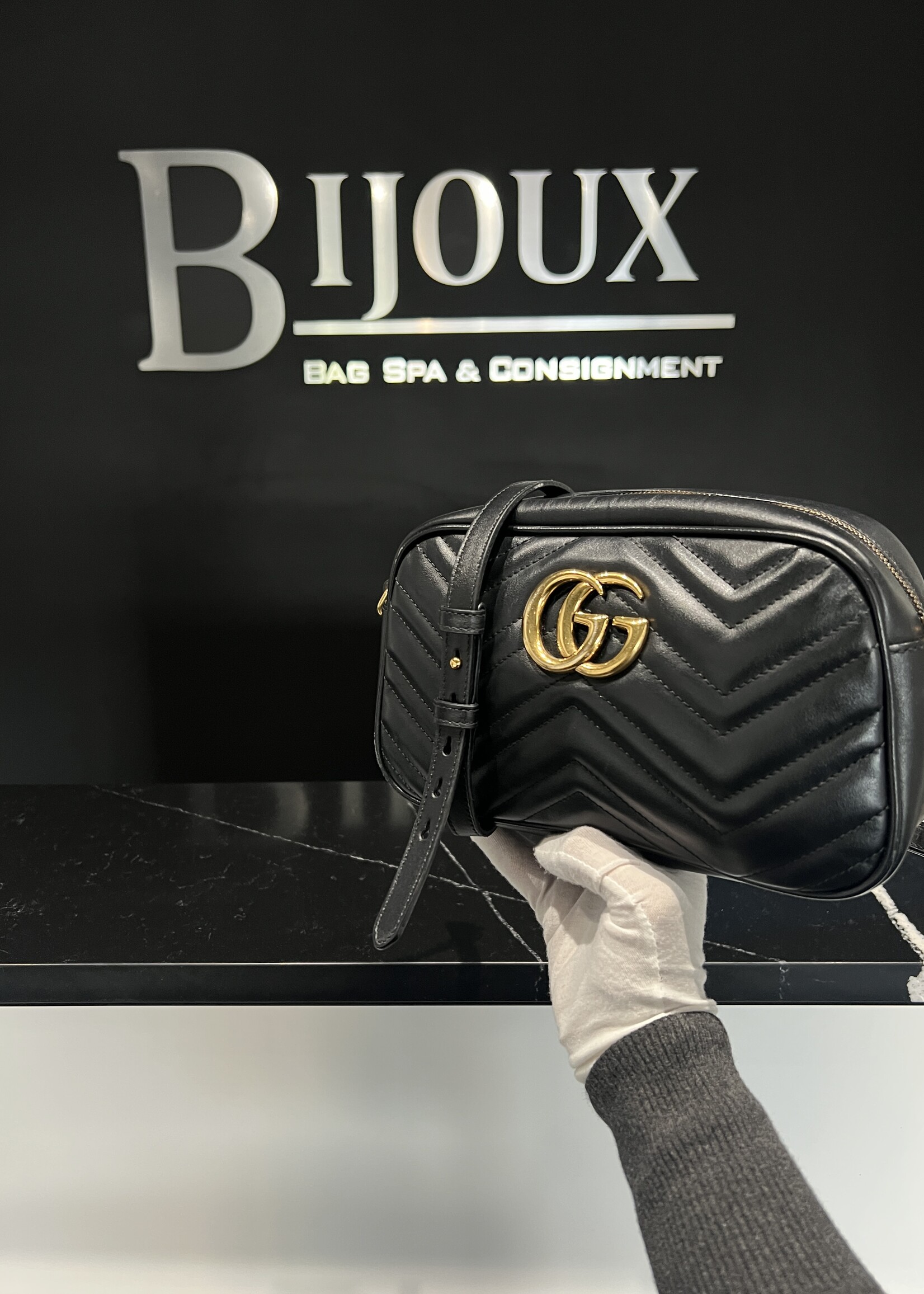 Gucci Gucci Marmont Crossbody