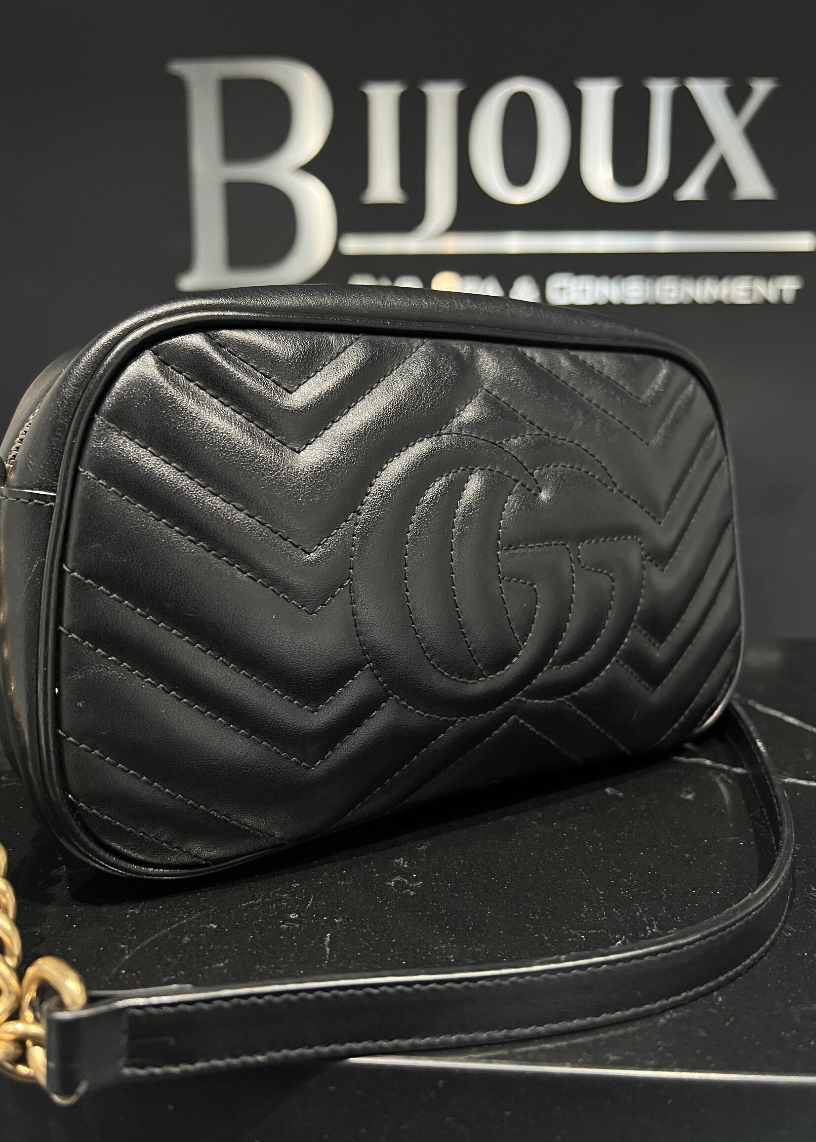 Gucci Gucci Marmont Crossbody