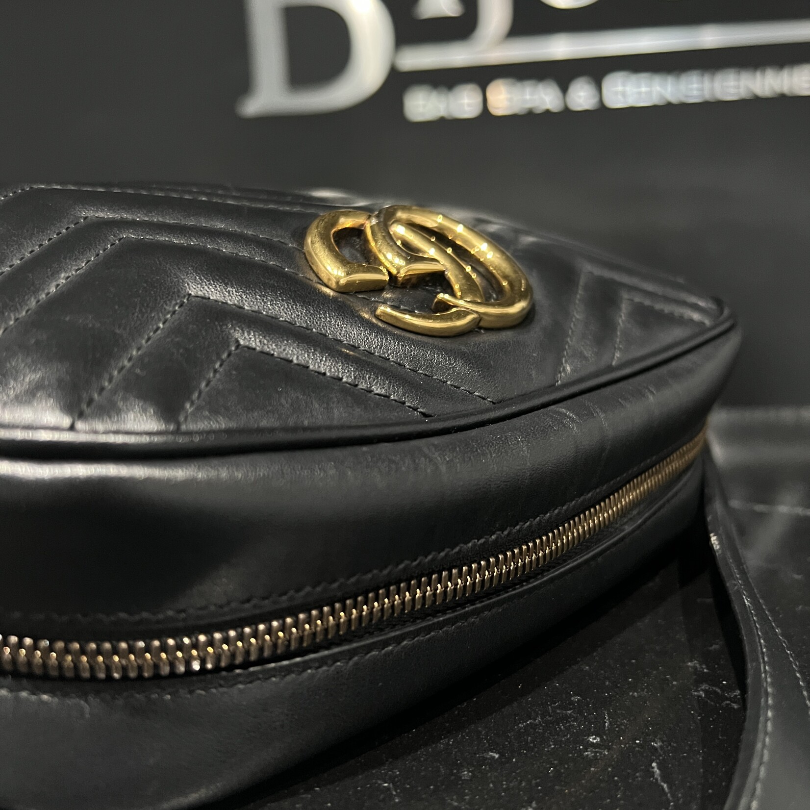 Gucci Gucci Marmont Crossbody