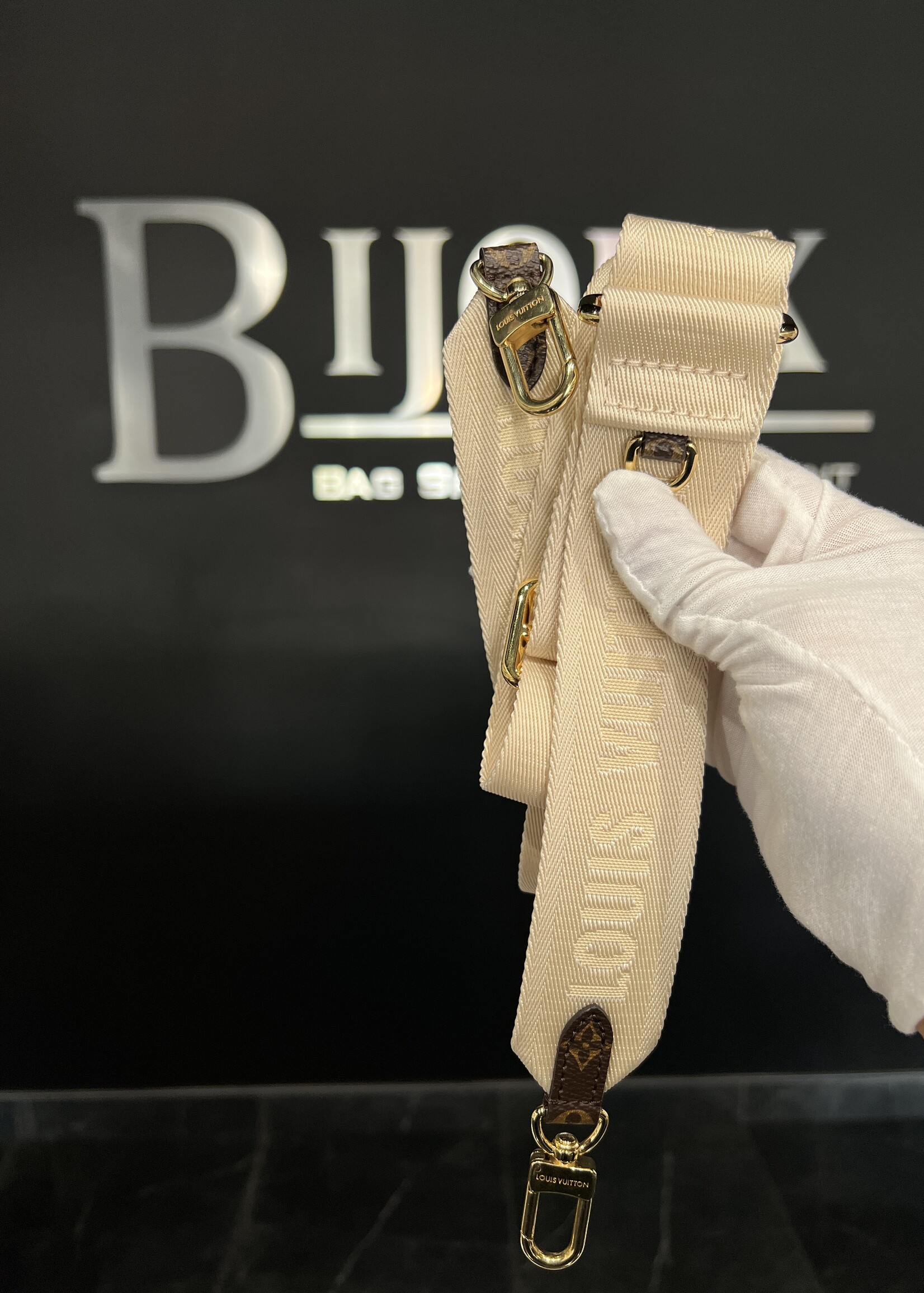 Louis Vuitton SOLD - Louis Vuitton On The Go PM