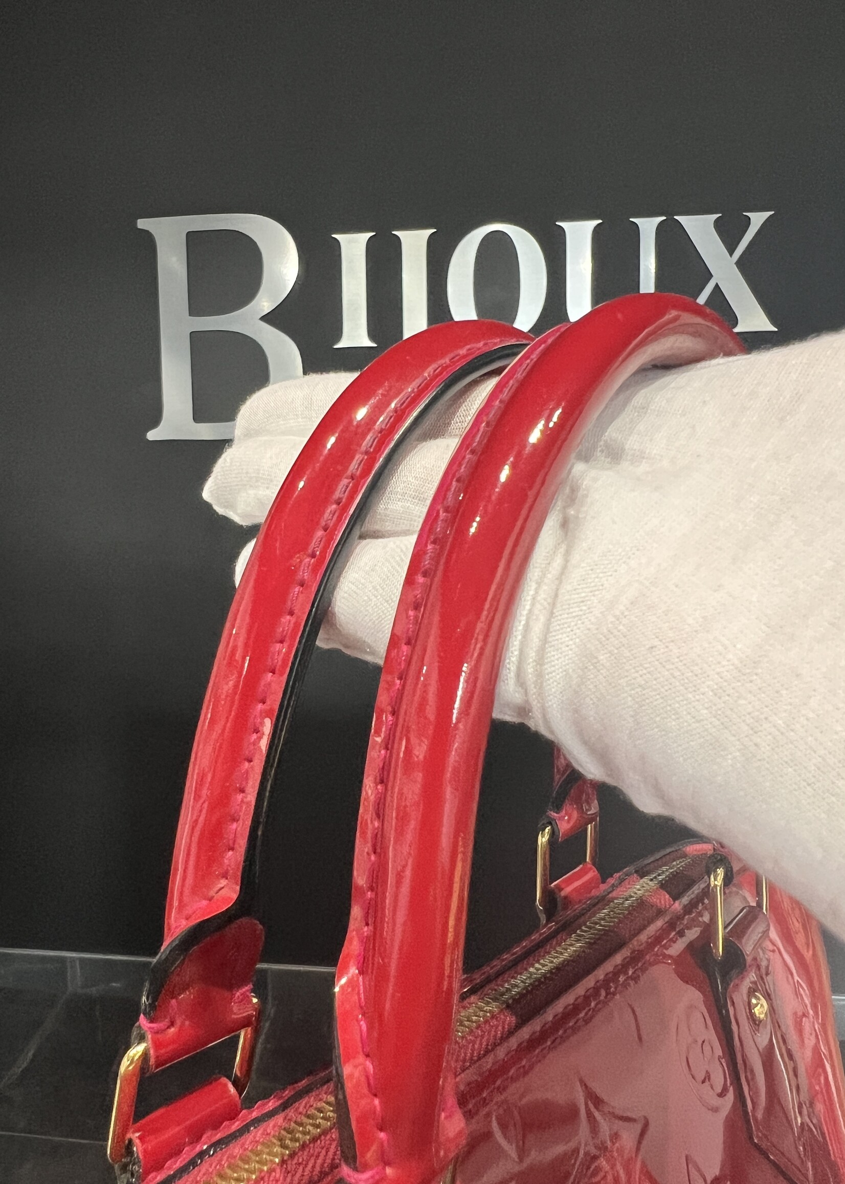 Louis Vuitton SOLD - Louis Vuitton Alma GM