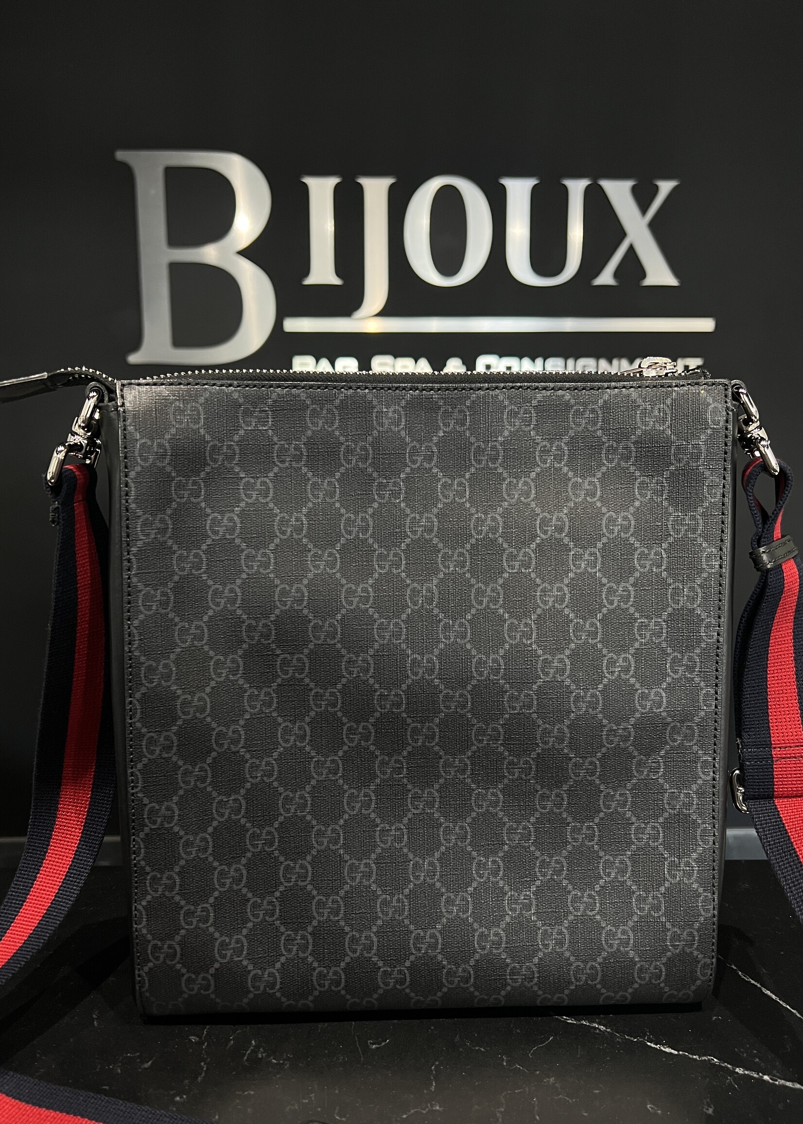 Gucci SOLD - Gucci GG Supreme Night Tiger