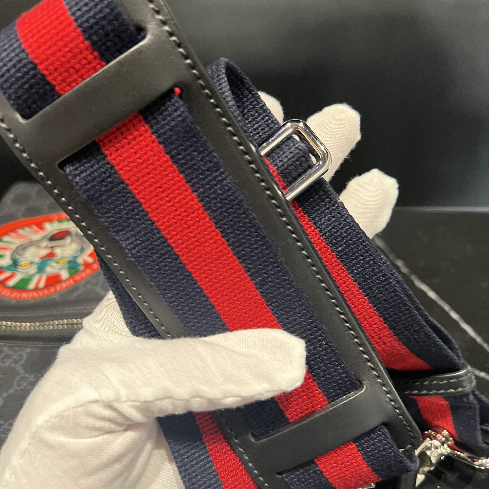 Gucci SOLD - Gucci GG Supreme Night Tiger