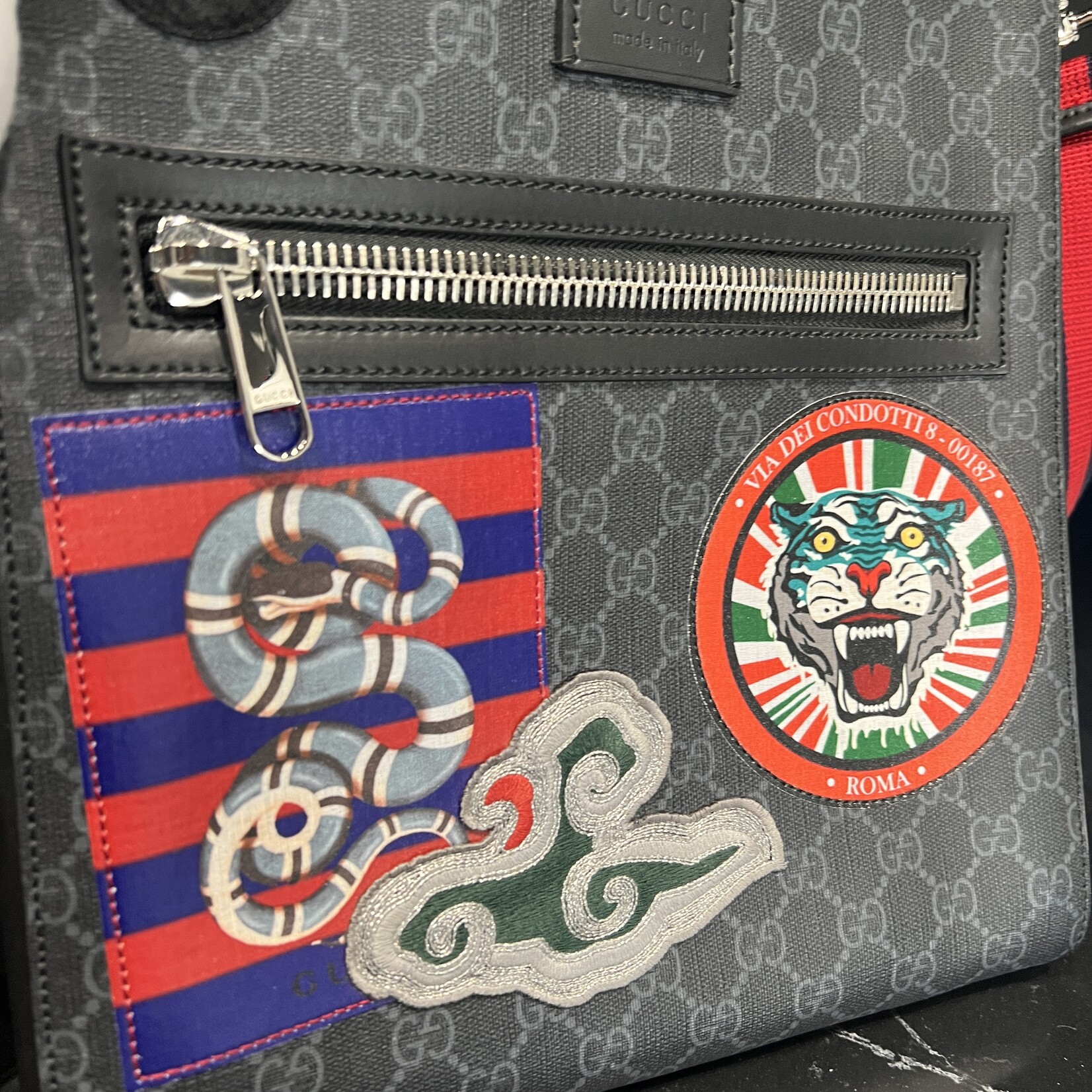Gucci SOLD - Gucci GG Supreme Night Tiger