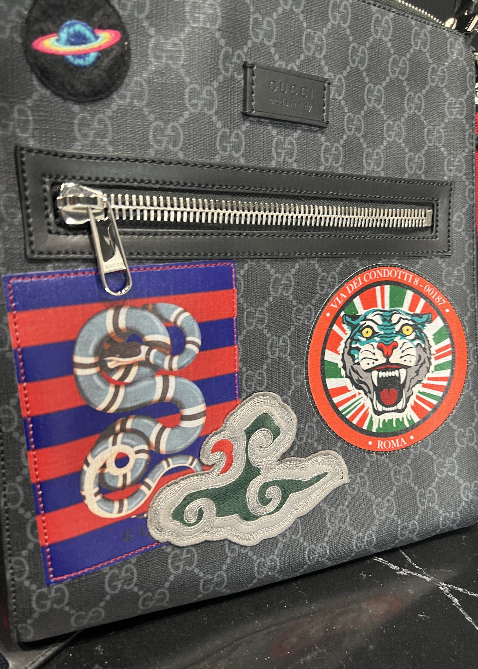 Gucci SOLD - Gucci GG Supreme Night Tiger