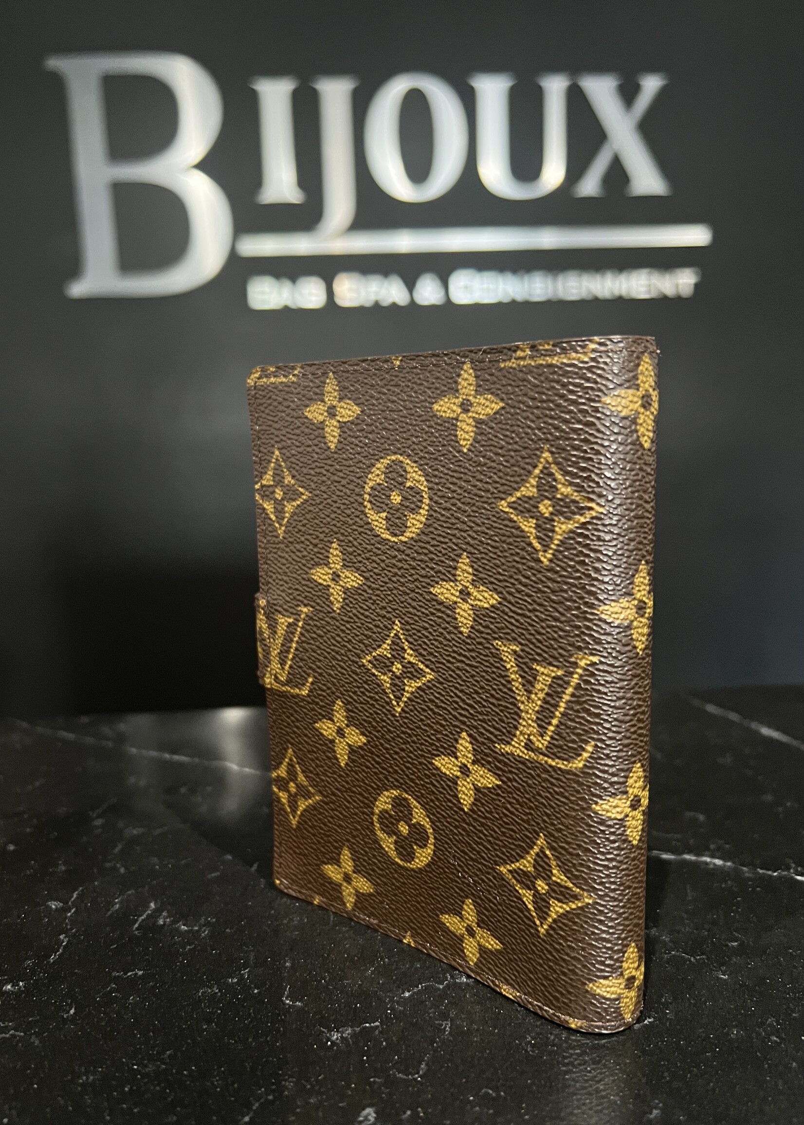 Louis Vuitton SOLD- Louis Vuitton Koala Planner