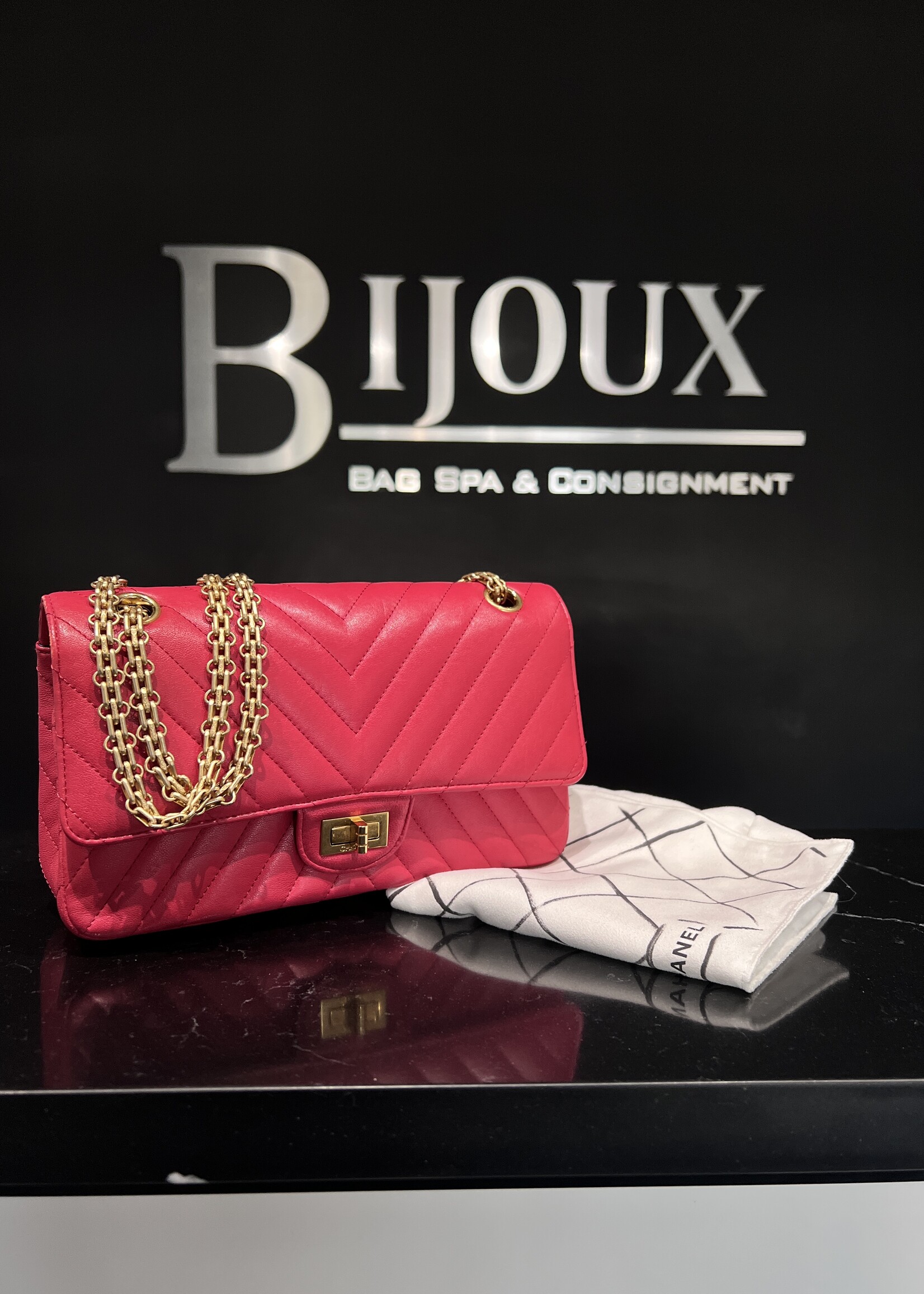 Chanel Chanel Chevron Quilted Pink 2.55 Reissue