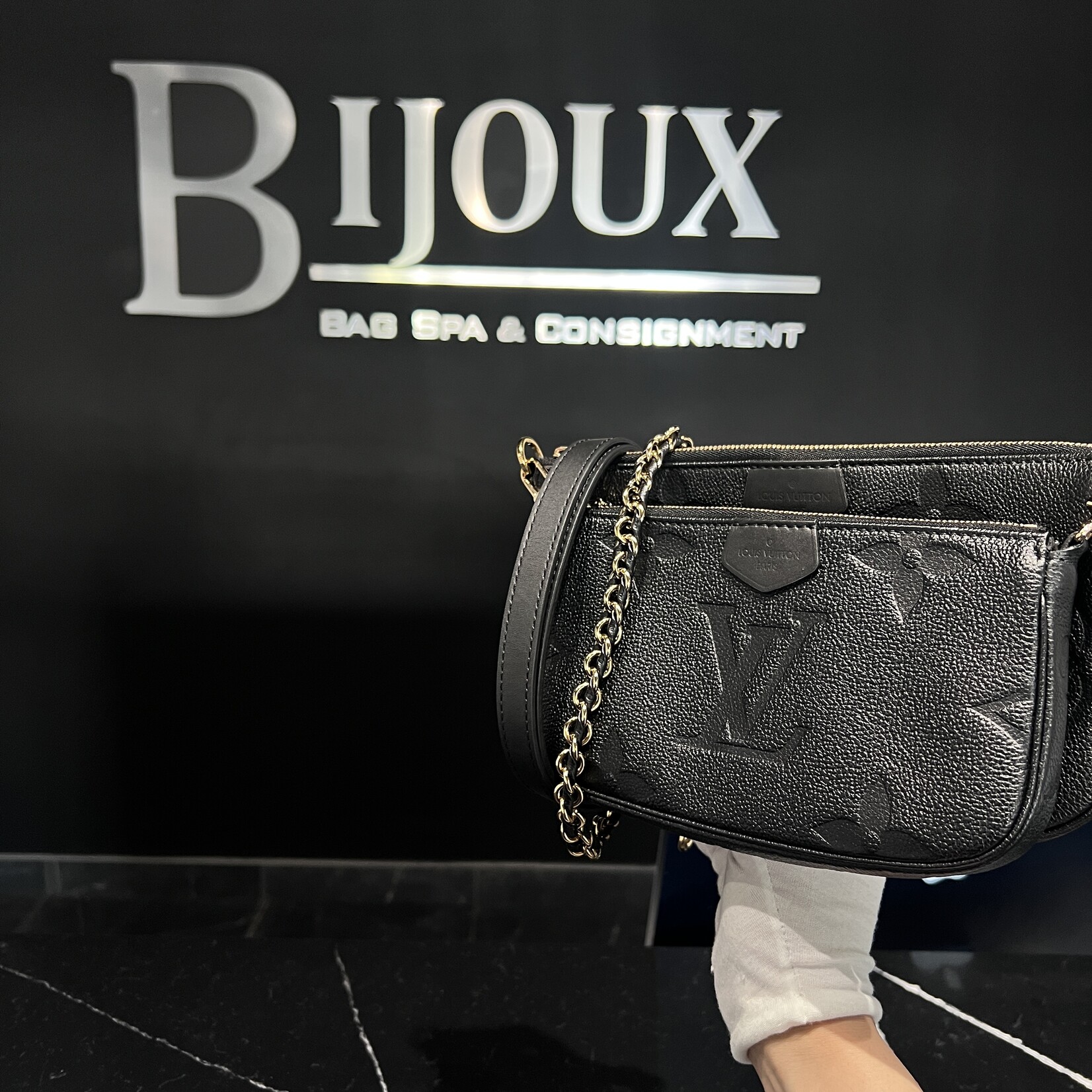 Louis Vuitton SOLD- Louis Vuitton Multi Pochette Empreinte