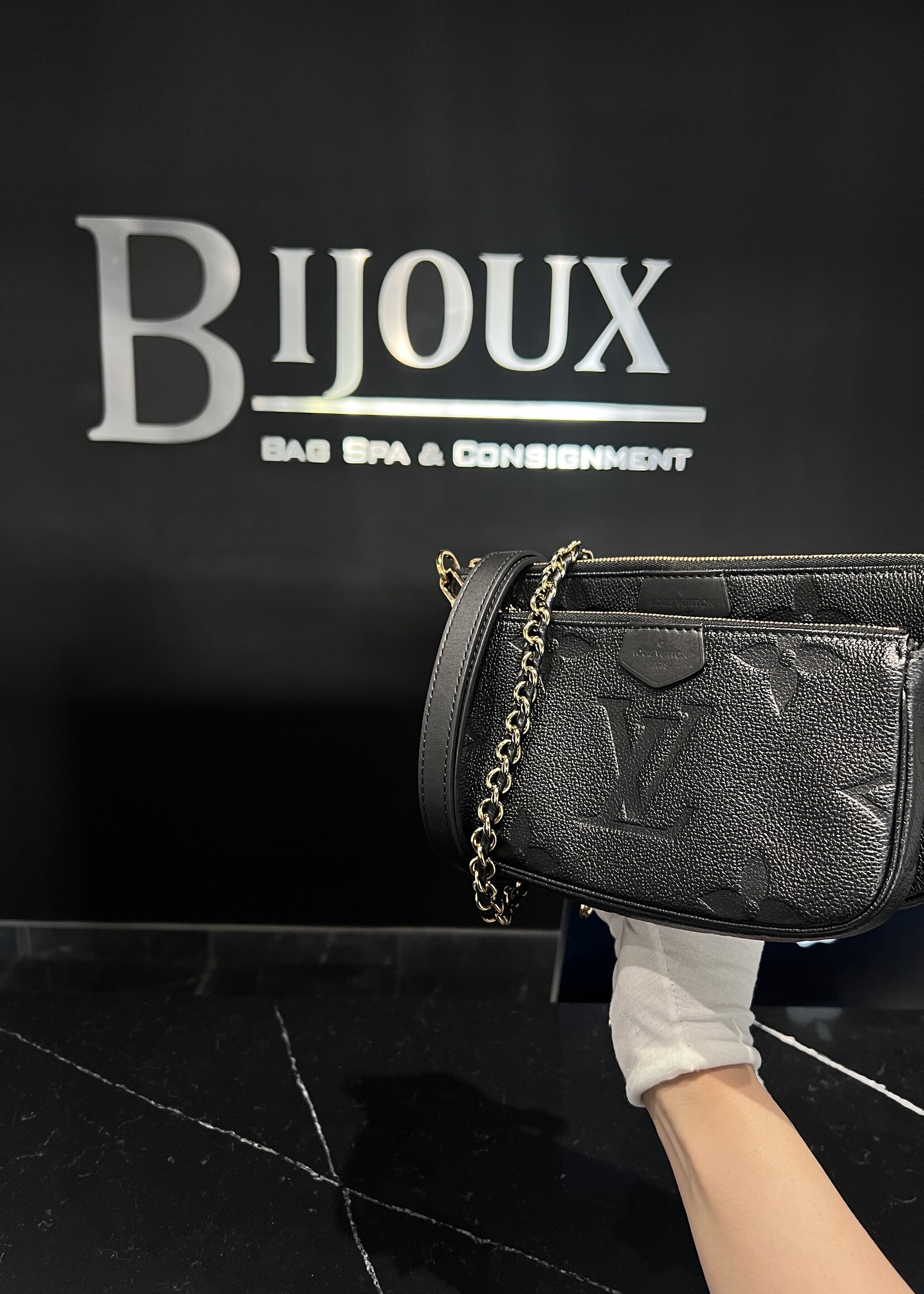 Louis Vuitton SOLD- Louis Vuitton Multi Pochette Empreinte