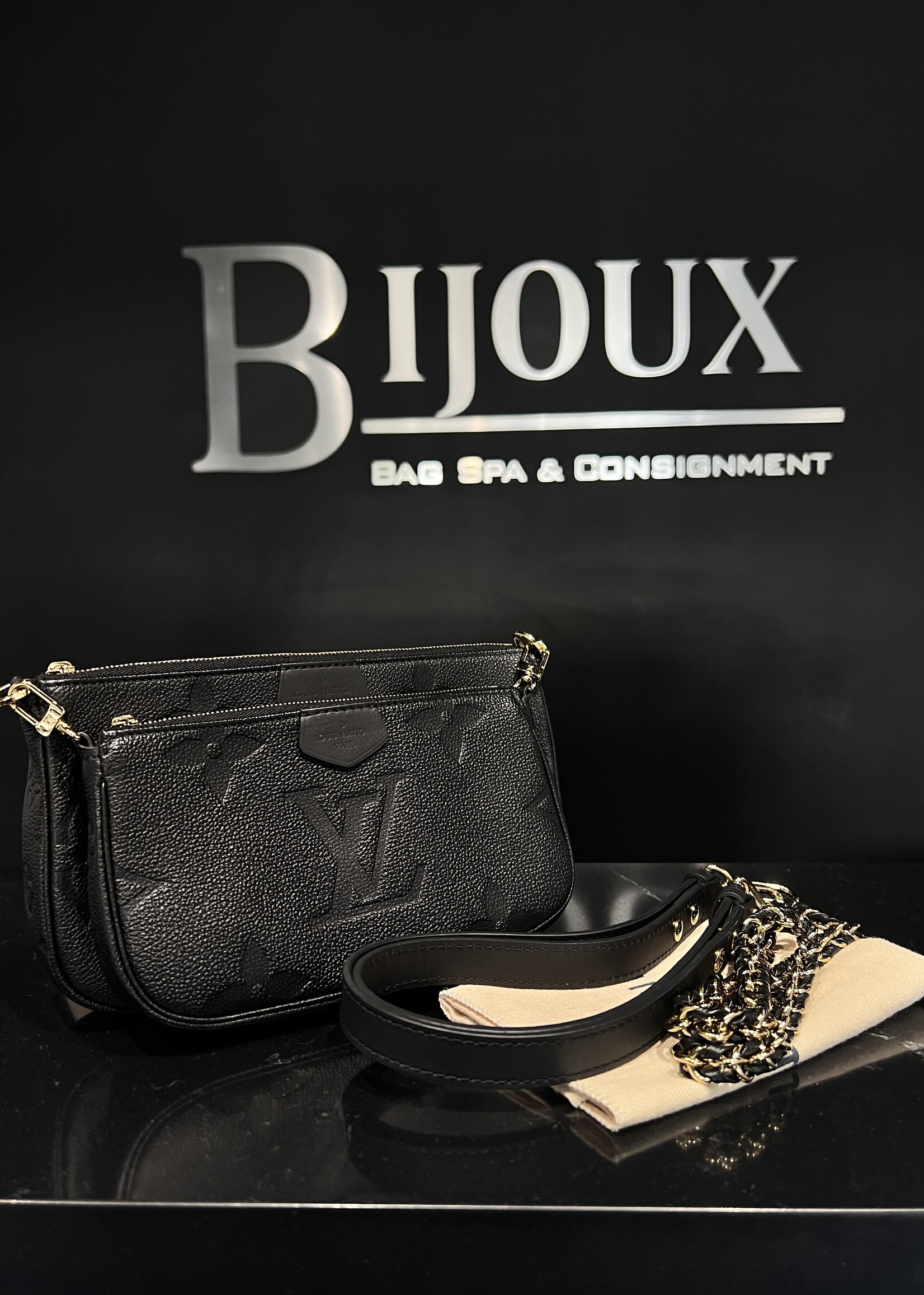 Louis Vuitton SOLD- Louis Vuitton Multi Pochette Empreinte