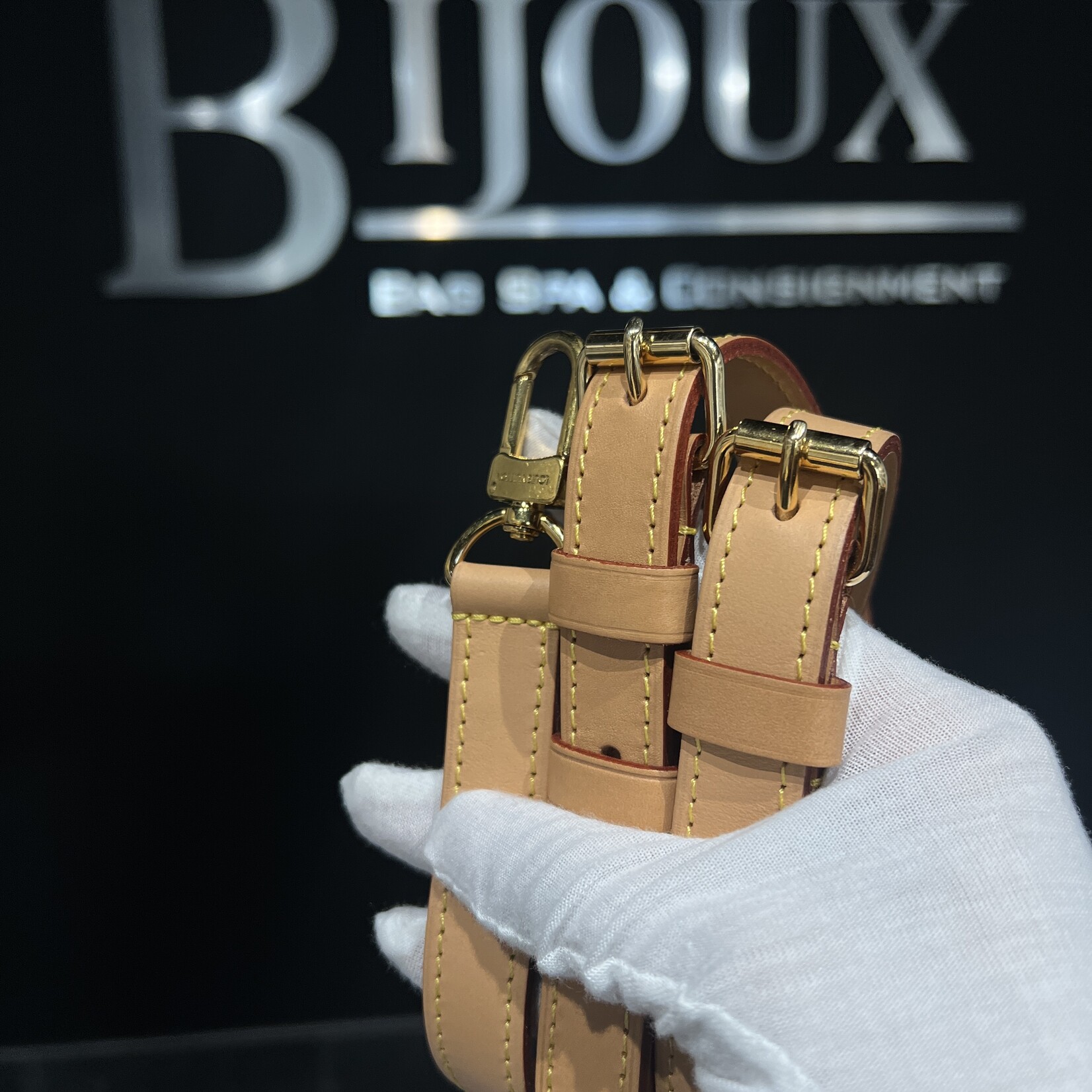 Louis Vuitton SOLD - Louis Vuitton Speedy 30 Reverse Giant Monogram